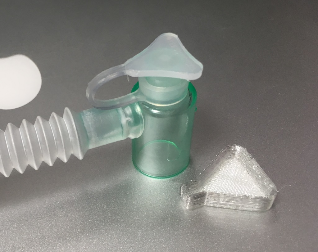 Intersurgical catheter mount cap