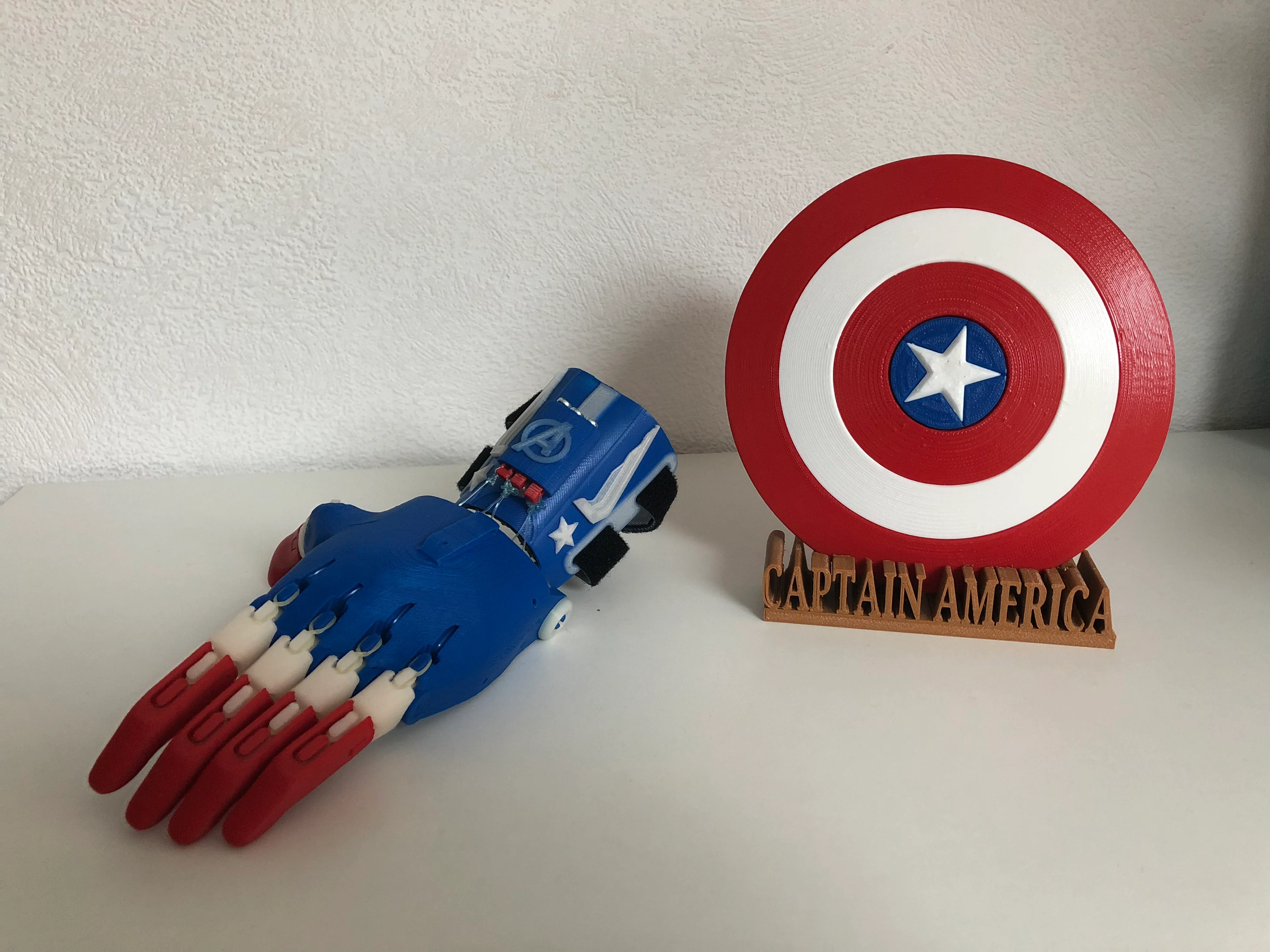 e-NABLE Phoenix Hand captain america