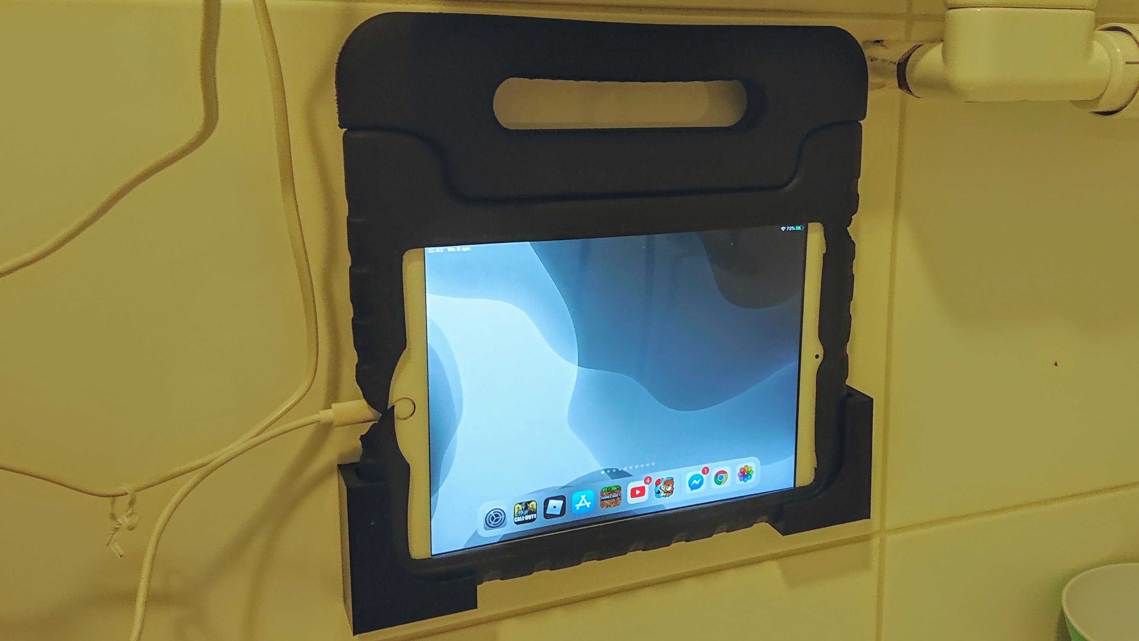 Wall mounts for ipad with kids cover