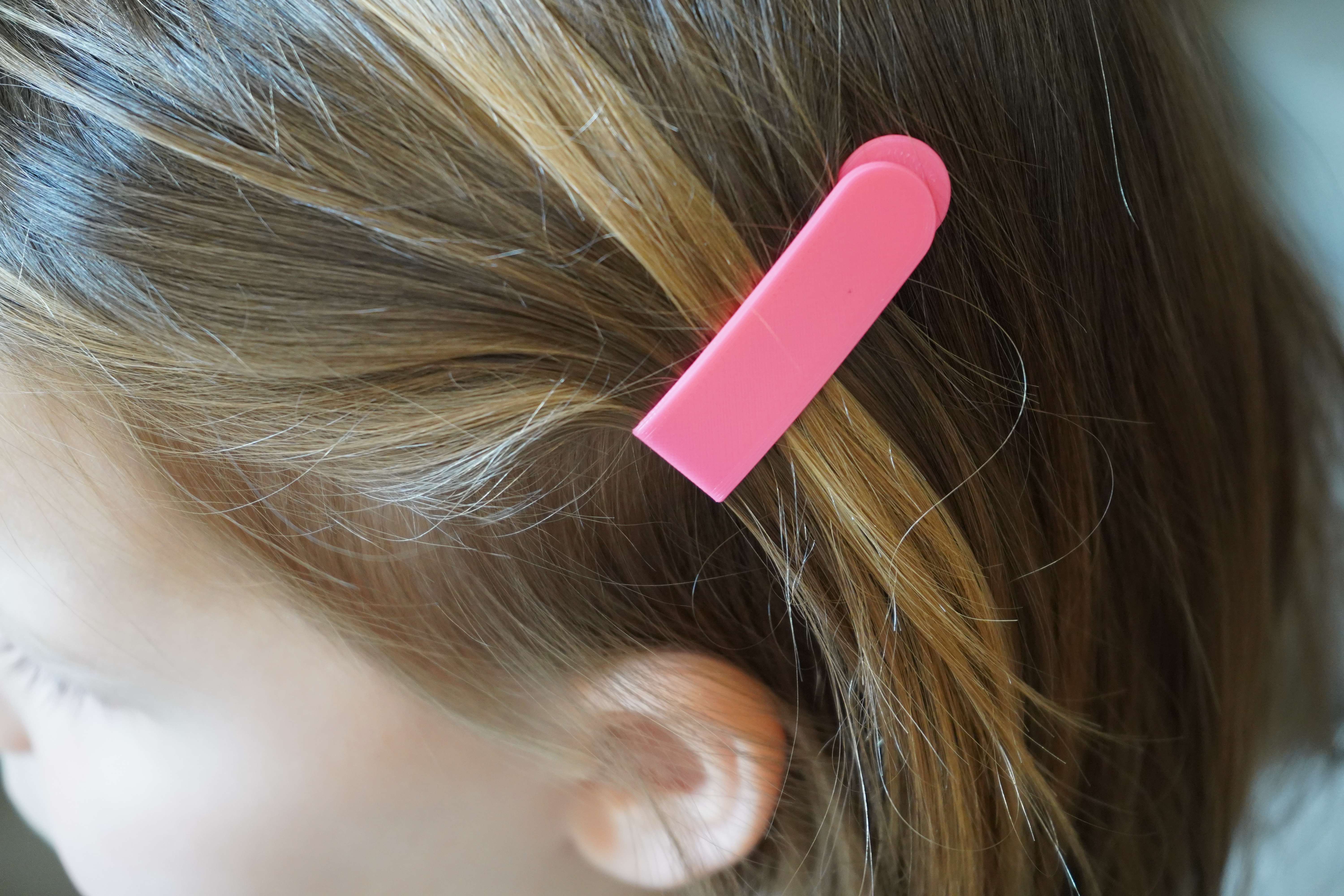 Barrette – prints quick and flat – living hinge design
