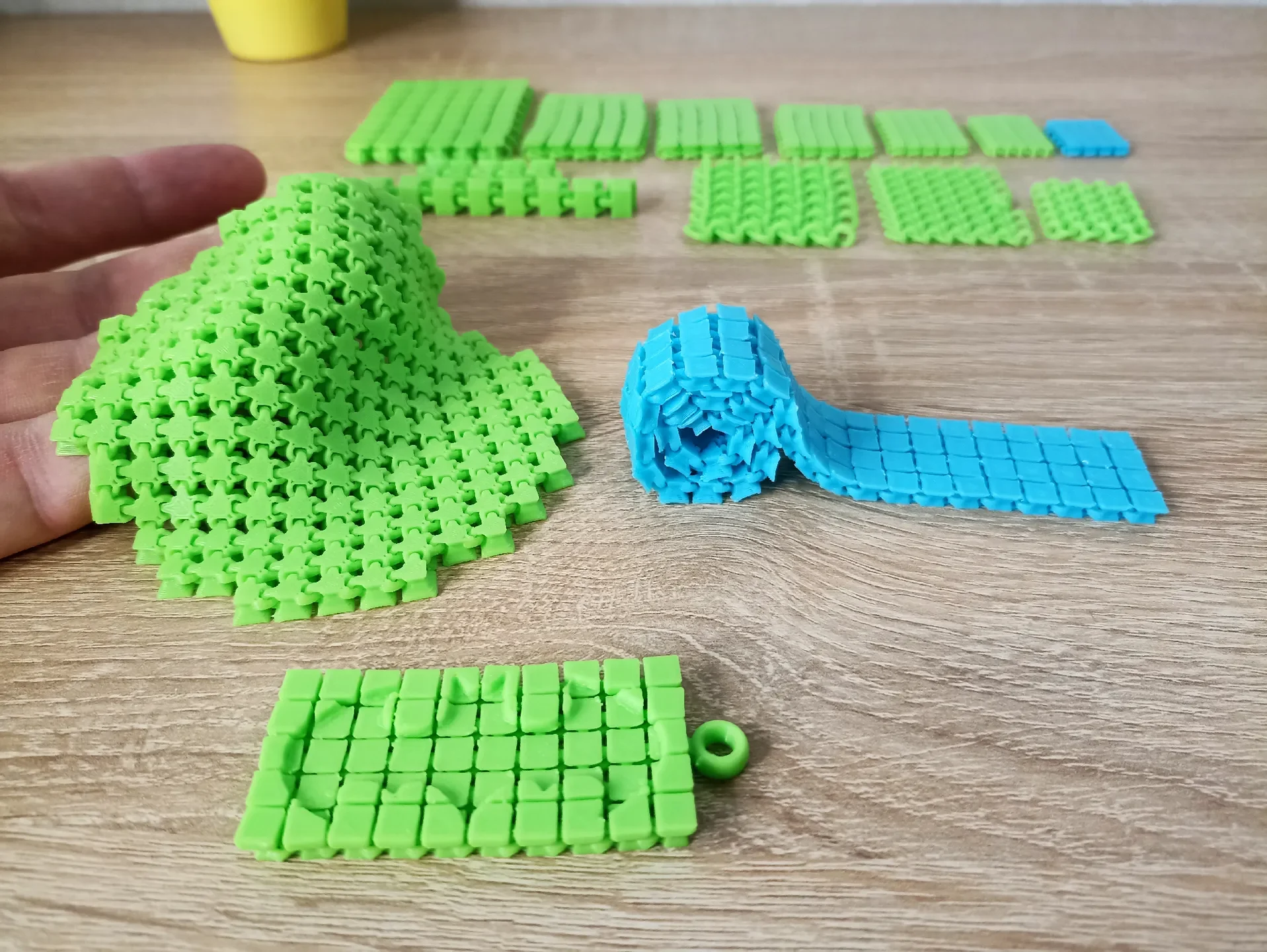 Articulated Plate - No Support (Made with our easy software)