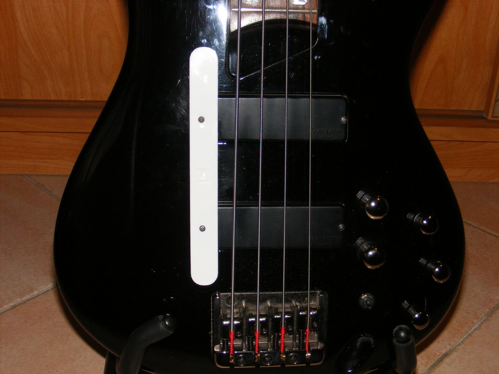 Ibanez SR500 Thumb Rest