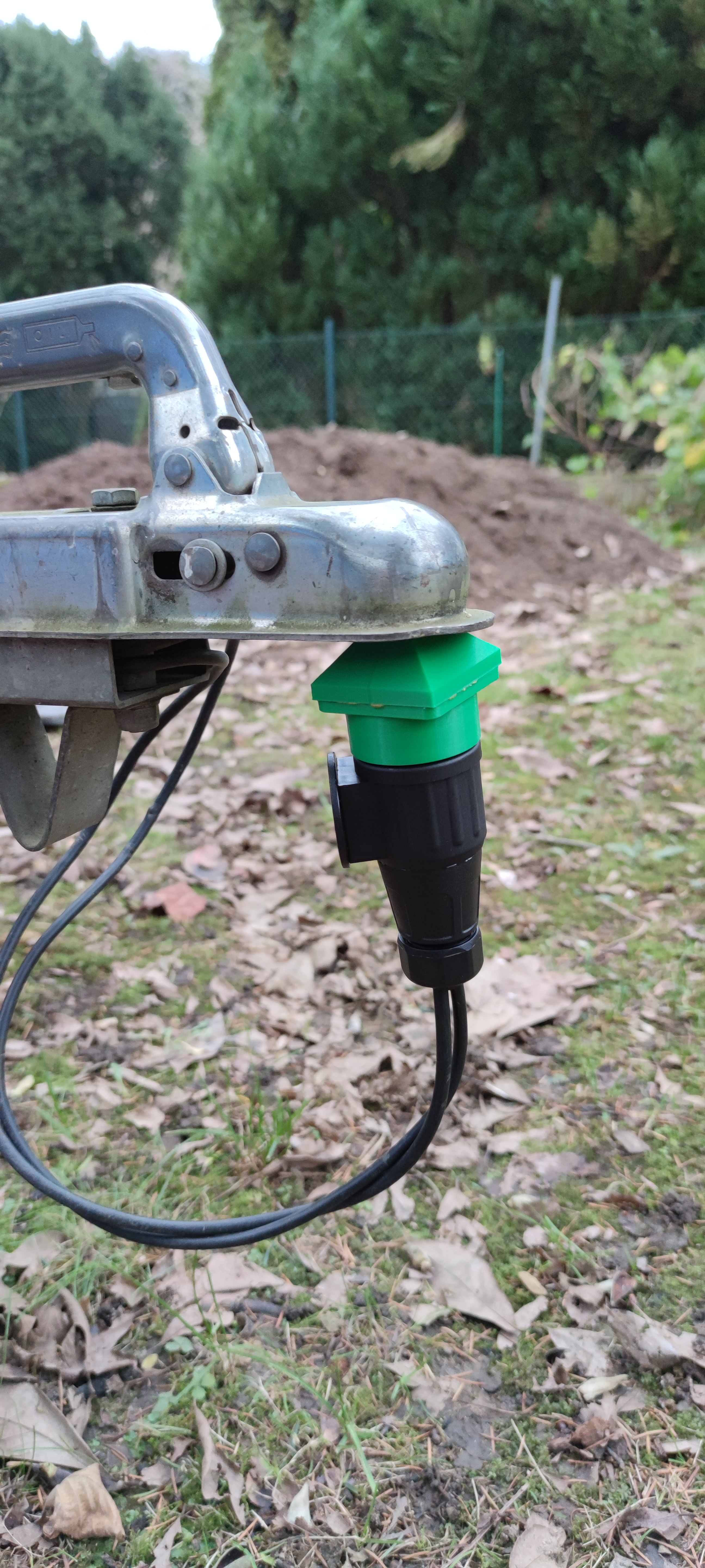 Ball head mount car trailer, hitch 13 pin, Kugelkopfhalterung für Autoanhänger, 13-polig