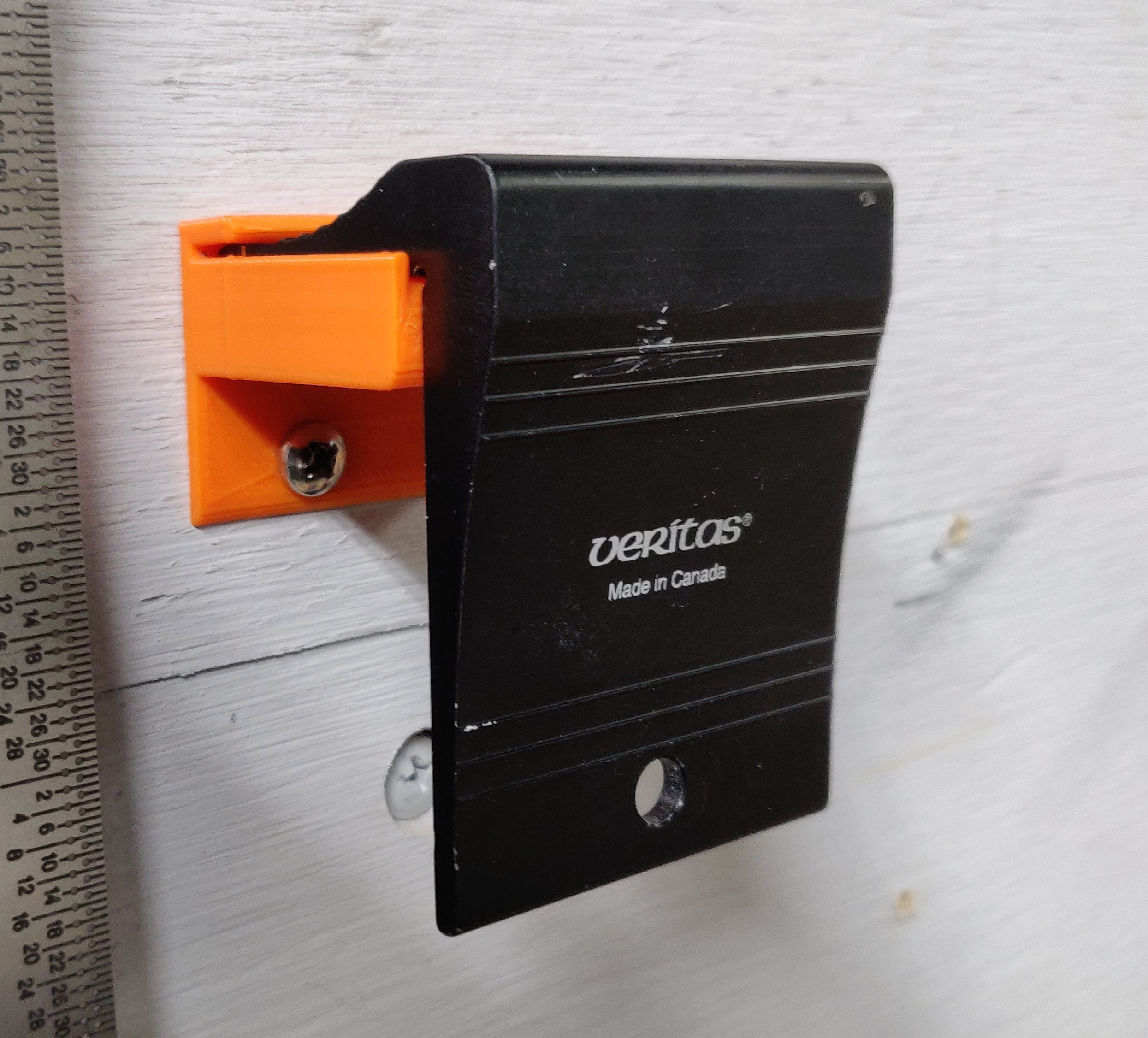 Veritas Saddle Square Holder