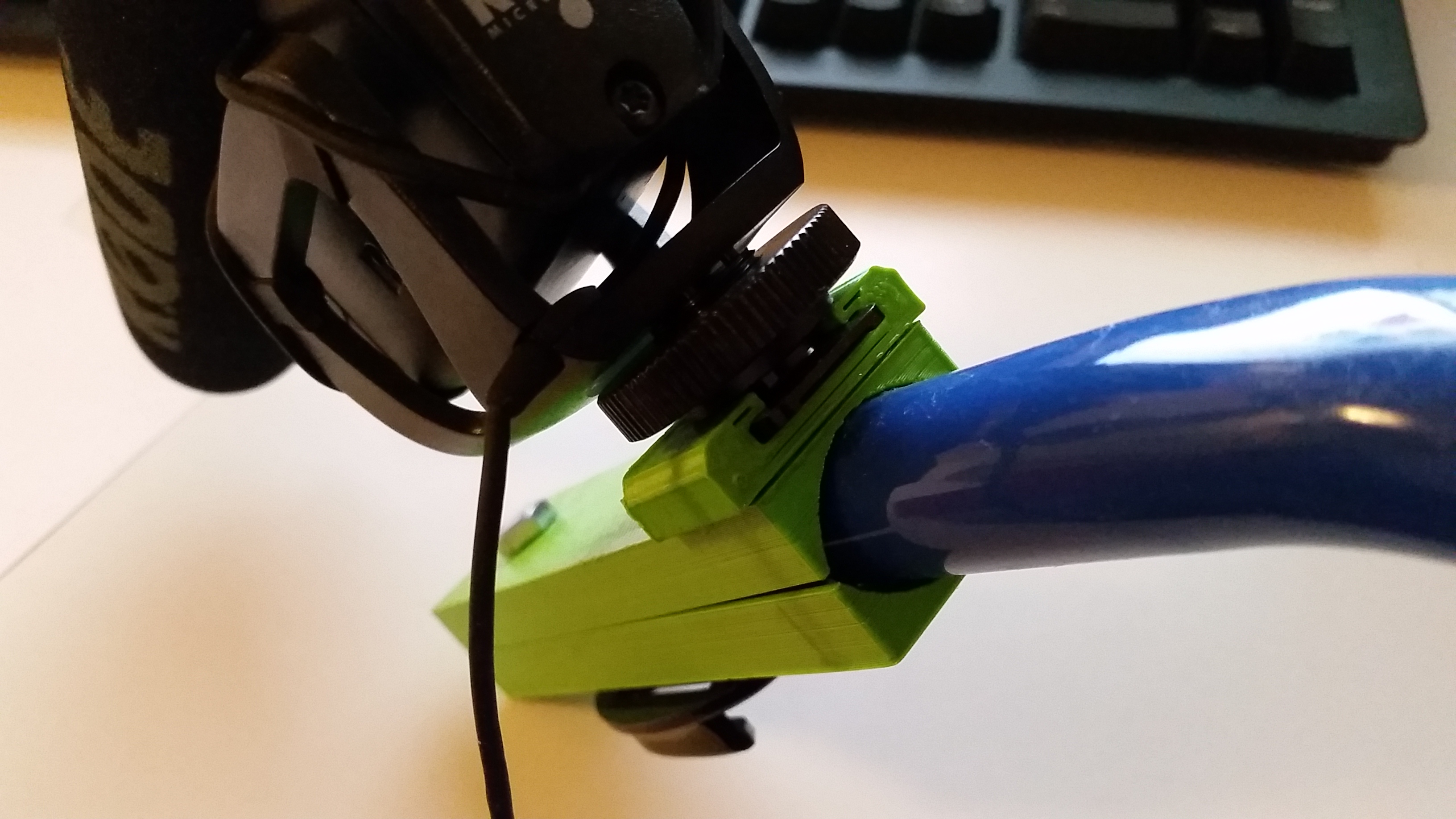 Shoe Mount for The Camera Accessories (female)