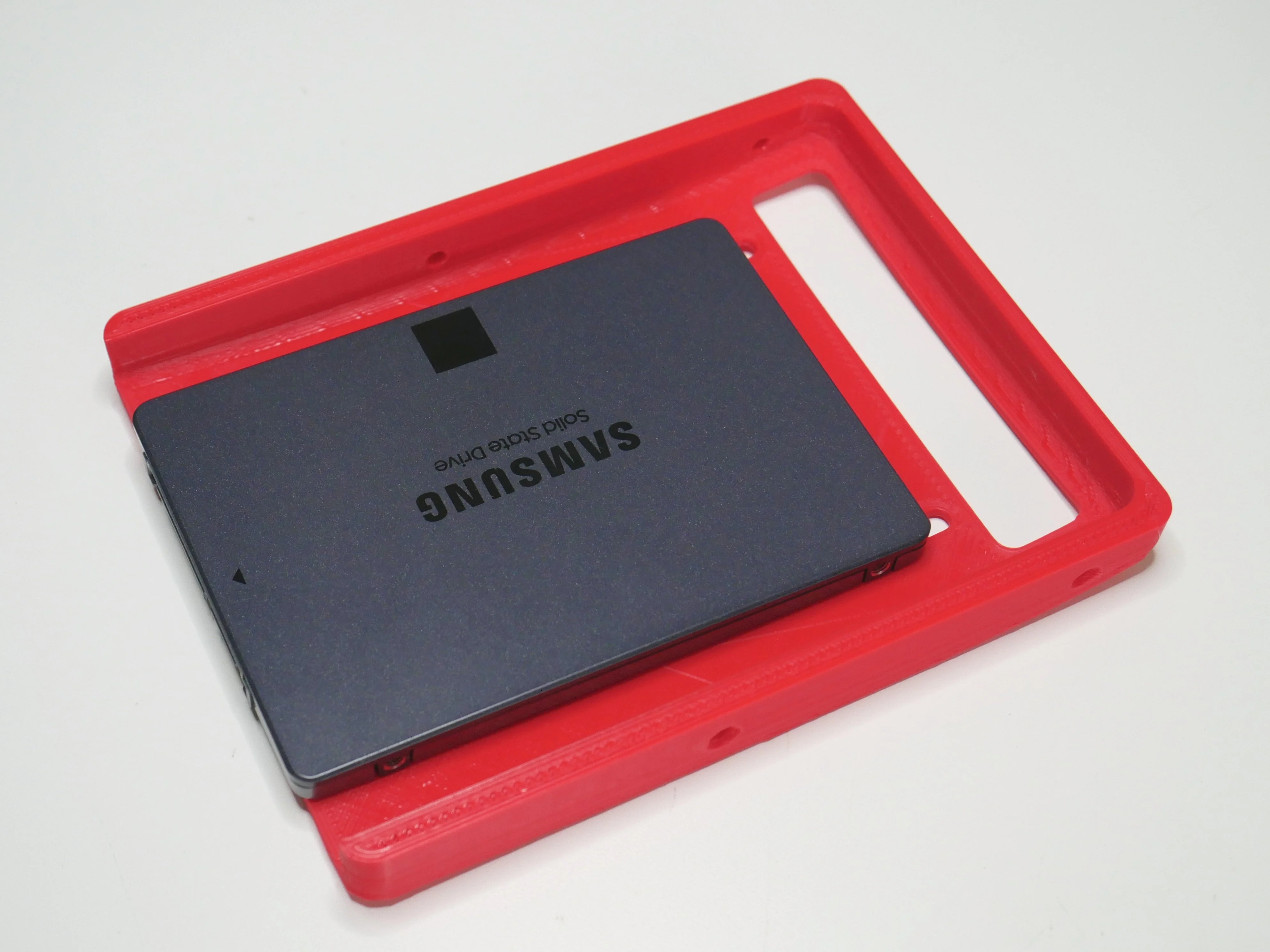 SSD Adapter 2.5" to 3.5"