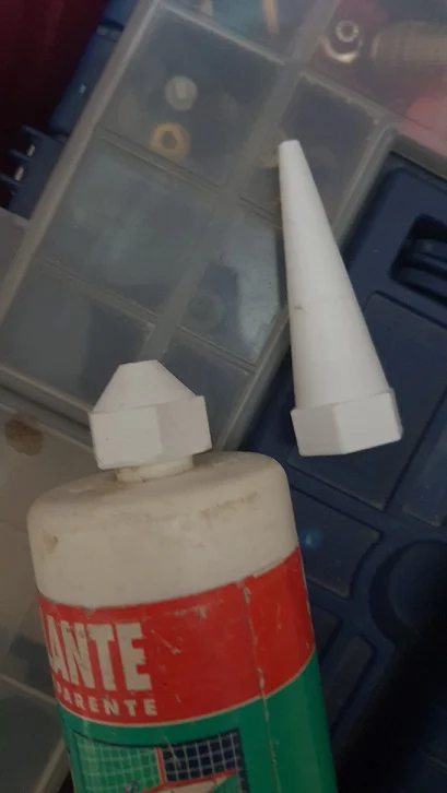 Tapa y Aplicador para Silicona