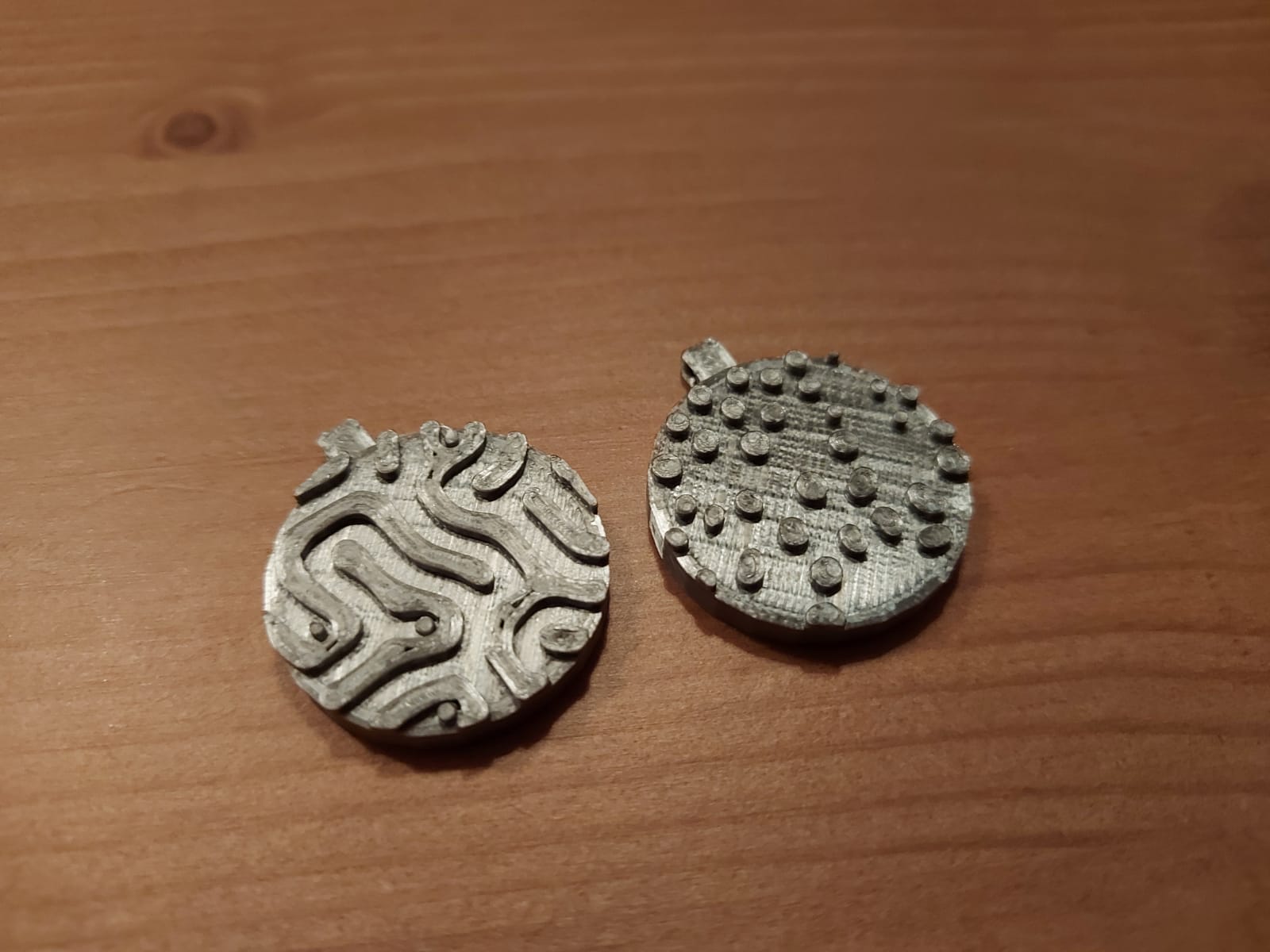 coral reef (reaction diffusion) necklace pendant