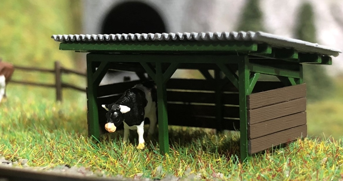 N scale Cow Shelter