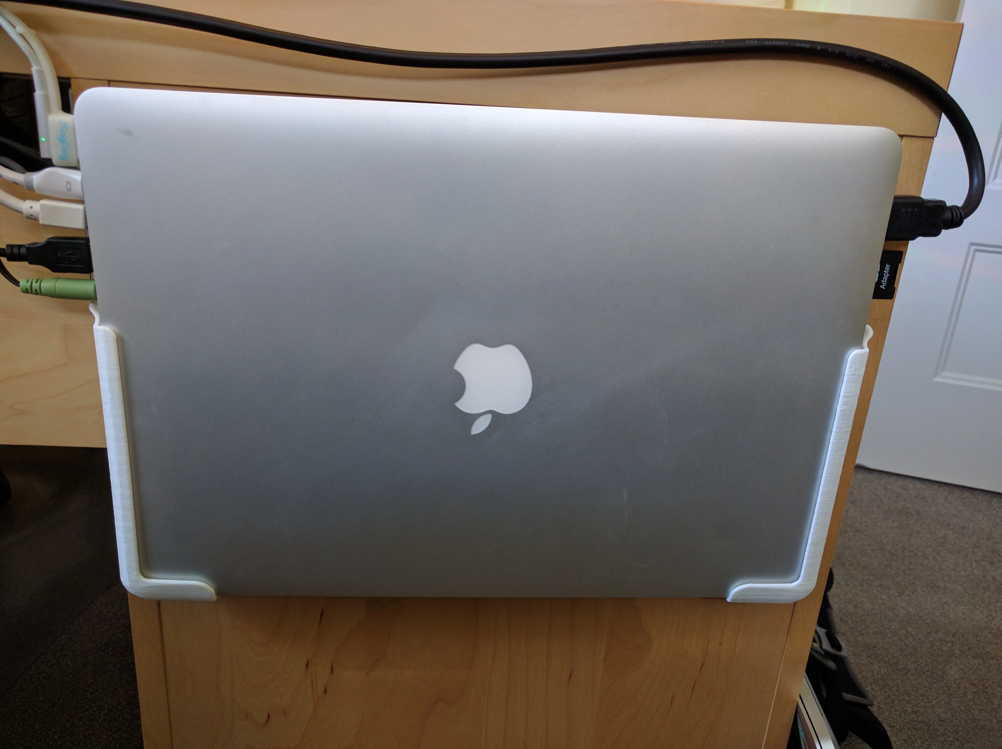 Macbook Pro Wall Mount Rails (2013-2018 models)
