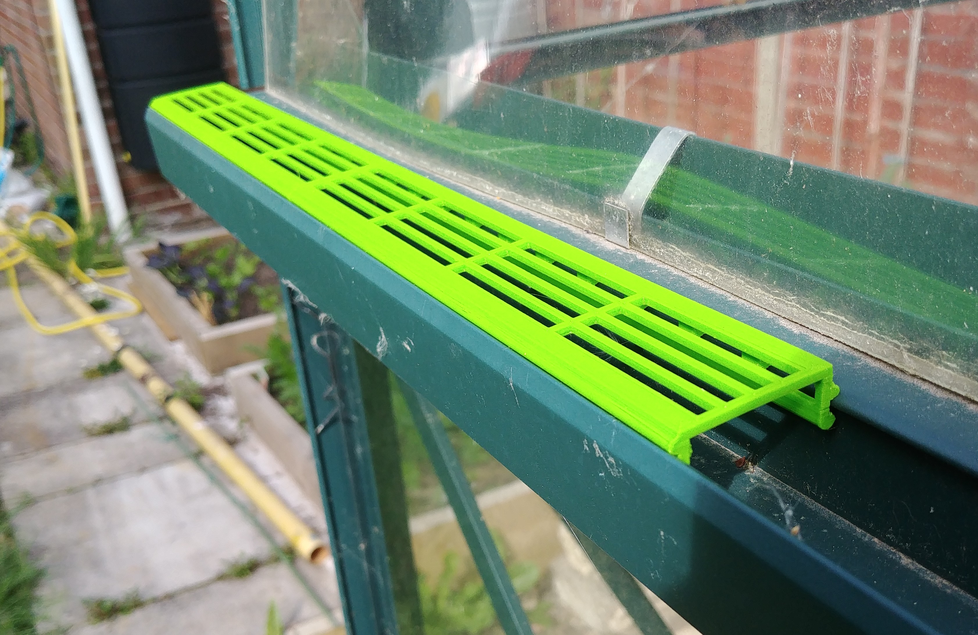Greenhouse Gutter Guard