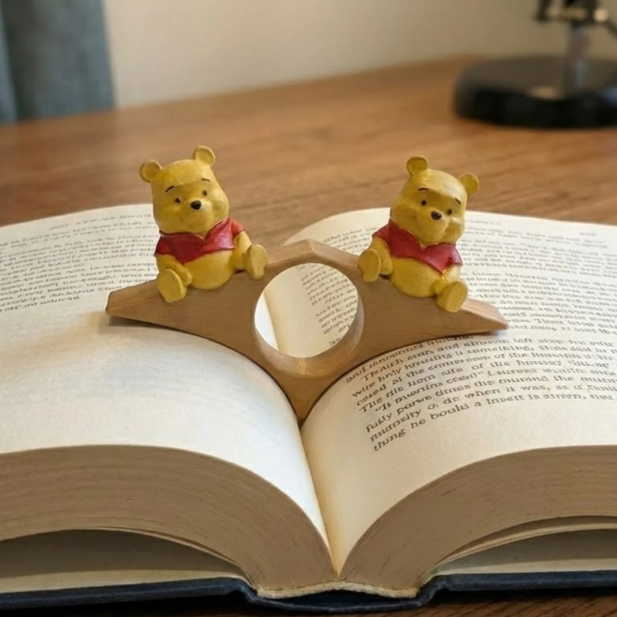 Winnie the Pooh Book Page Holder