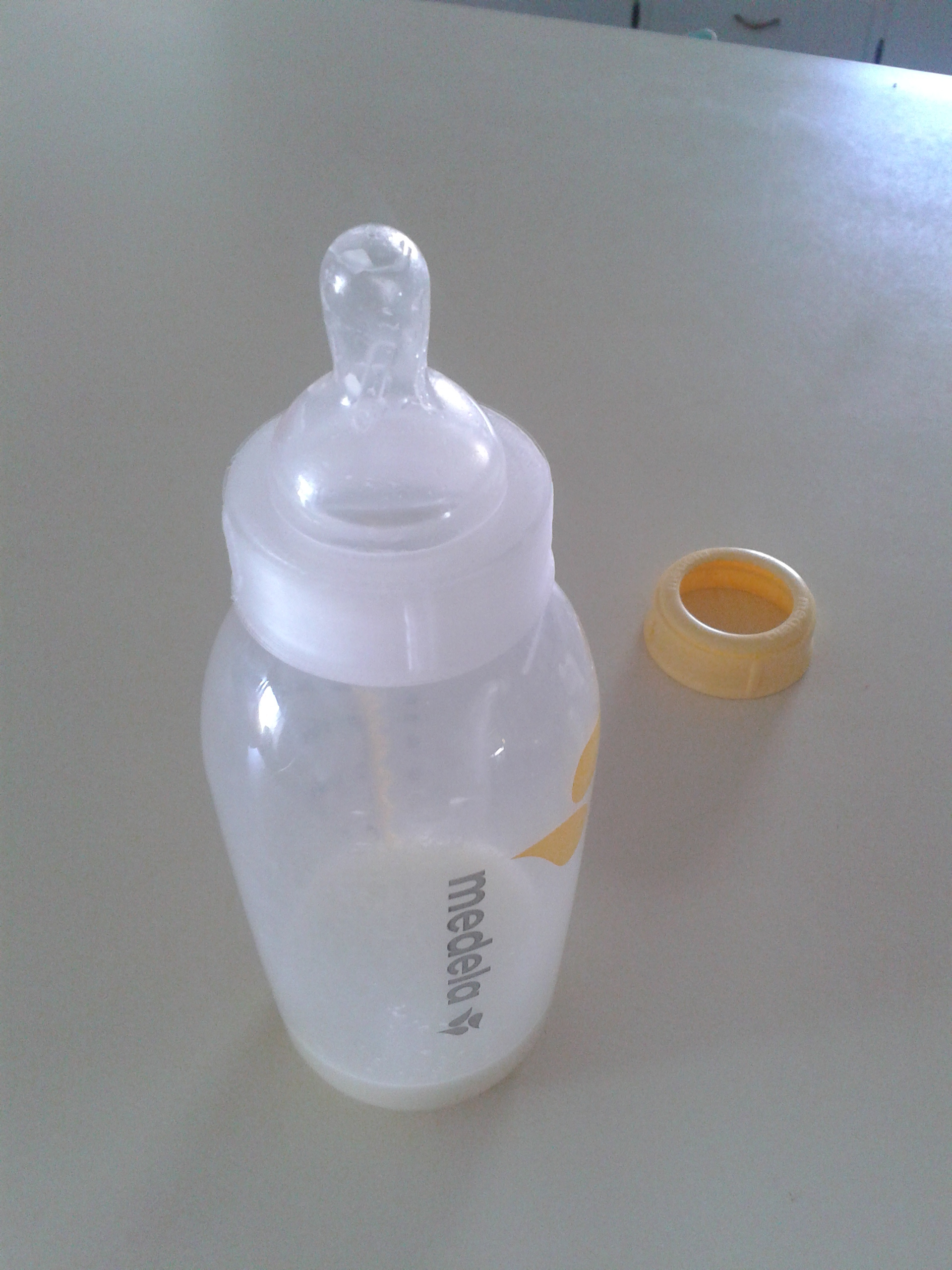 Medela Bottle Nipple Ring