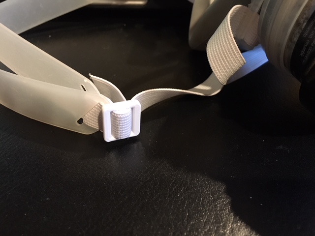 Clip for elastic strap