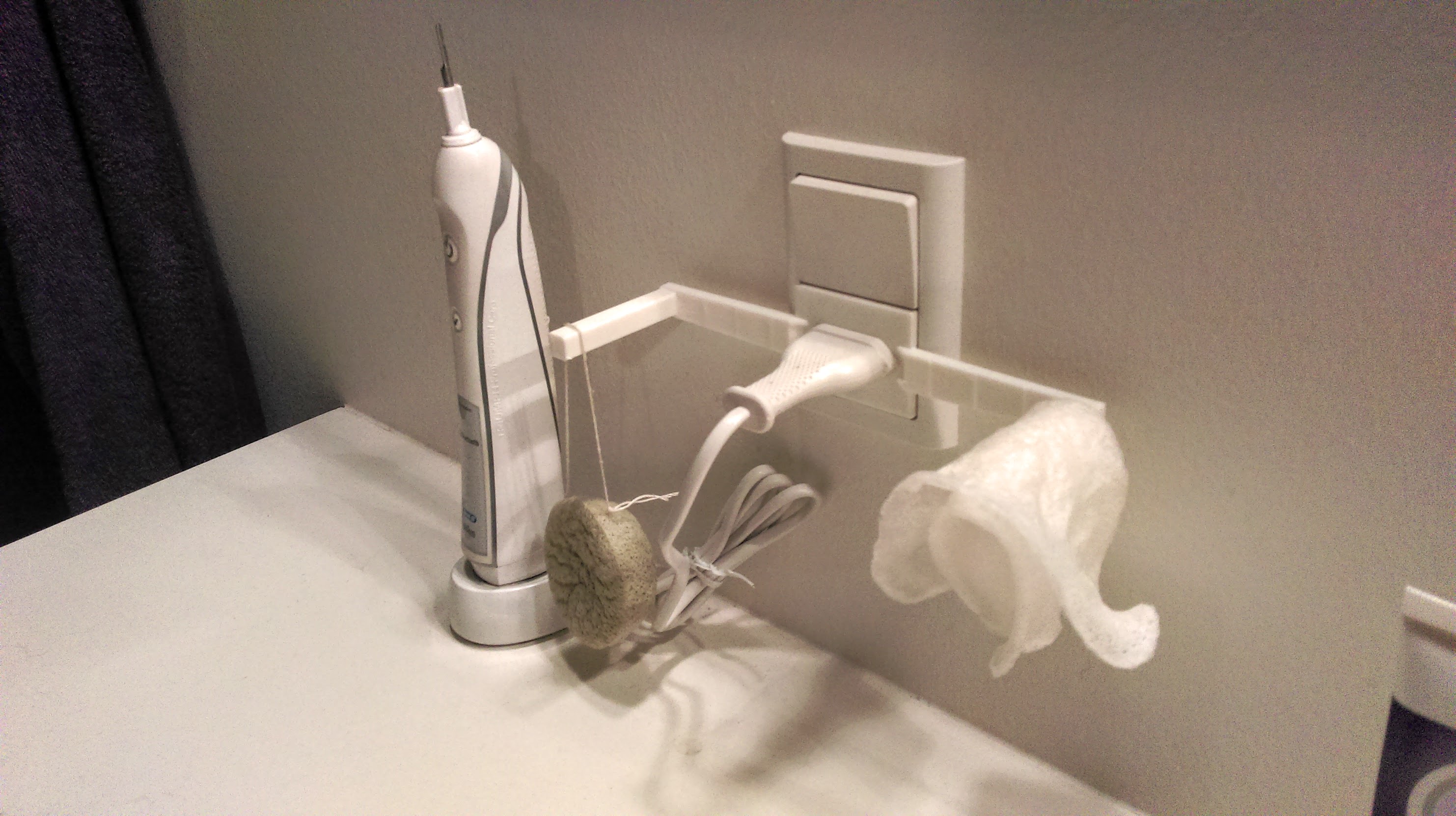 Sponge holder