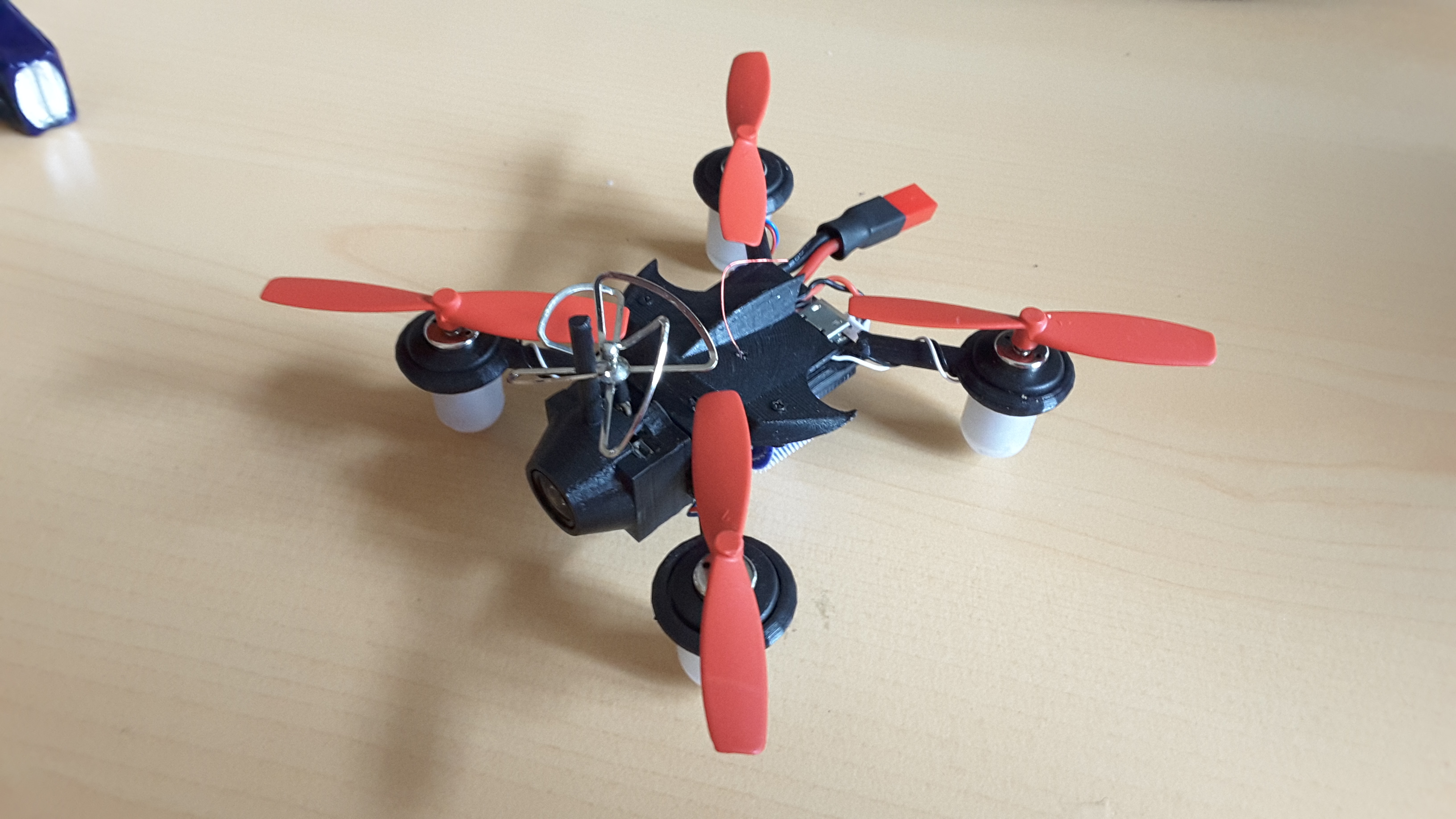 Micro FPV Quad-racer 2S 90mm polycarbonate