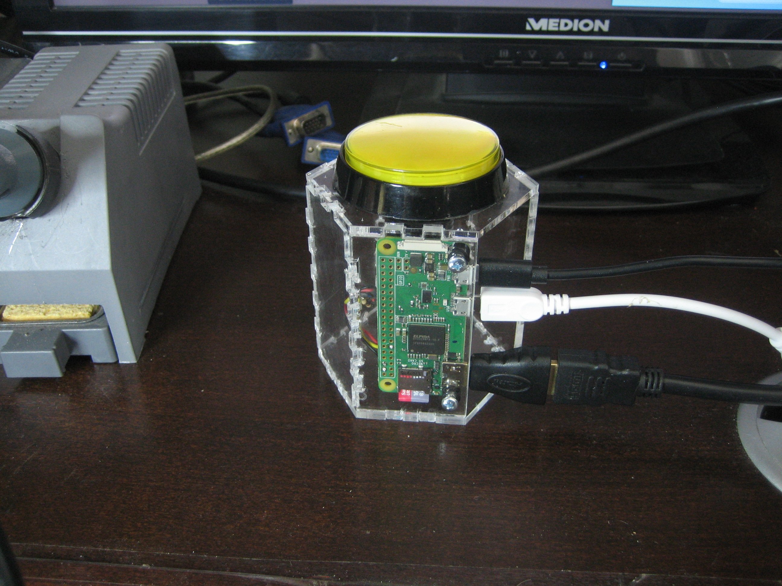 Raspberry Pi Zero - Button Case (lasercut)
