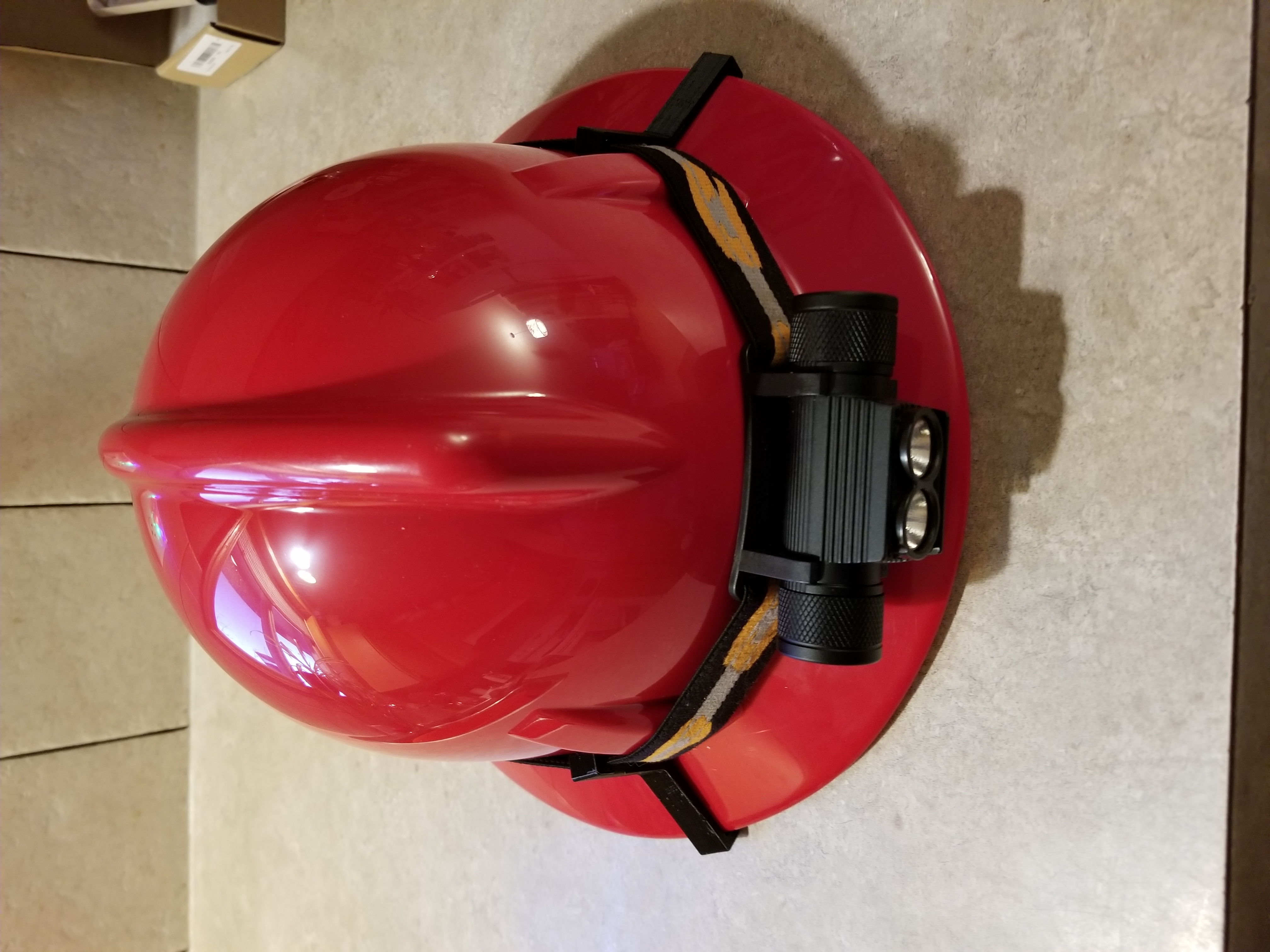 Hardhat lamp band holders