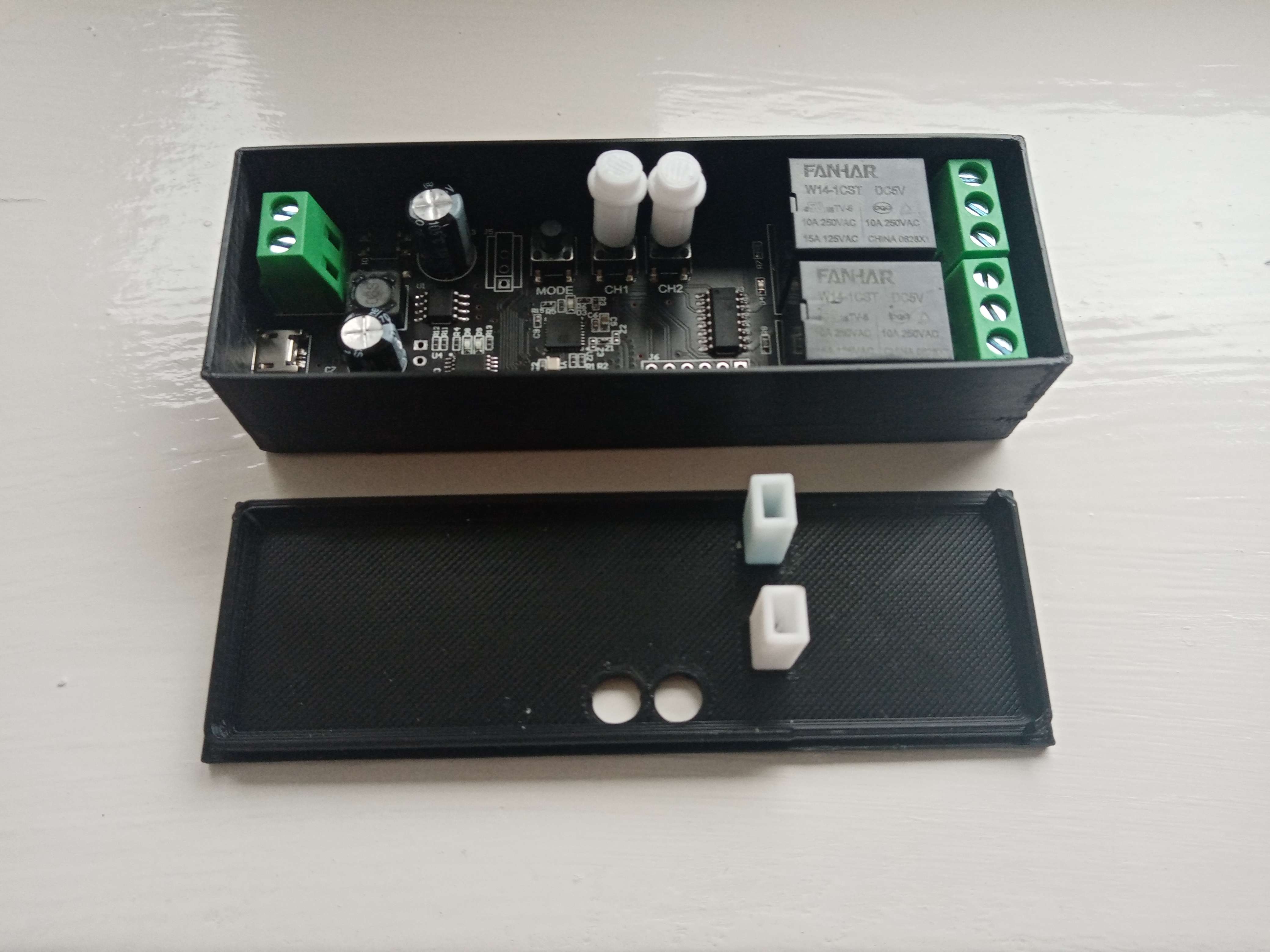 Tuya Smartlife ty-diy-so2 v2.2 wifi relay box