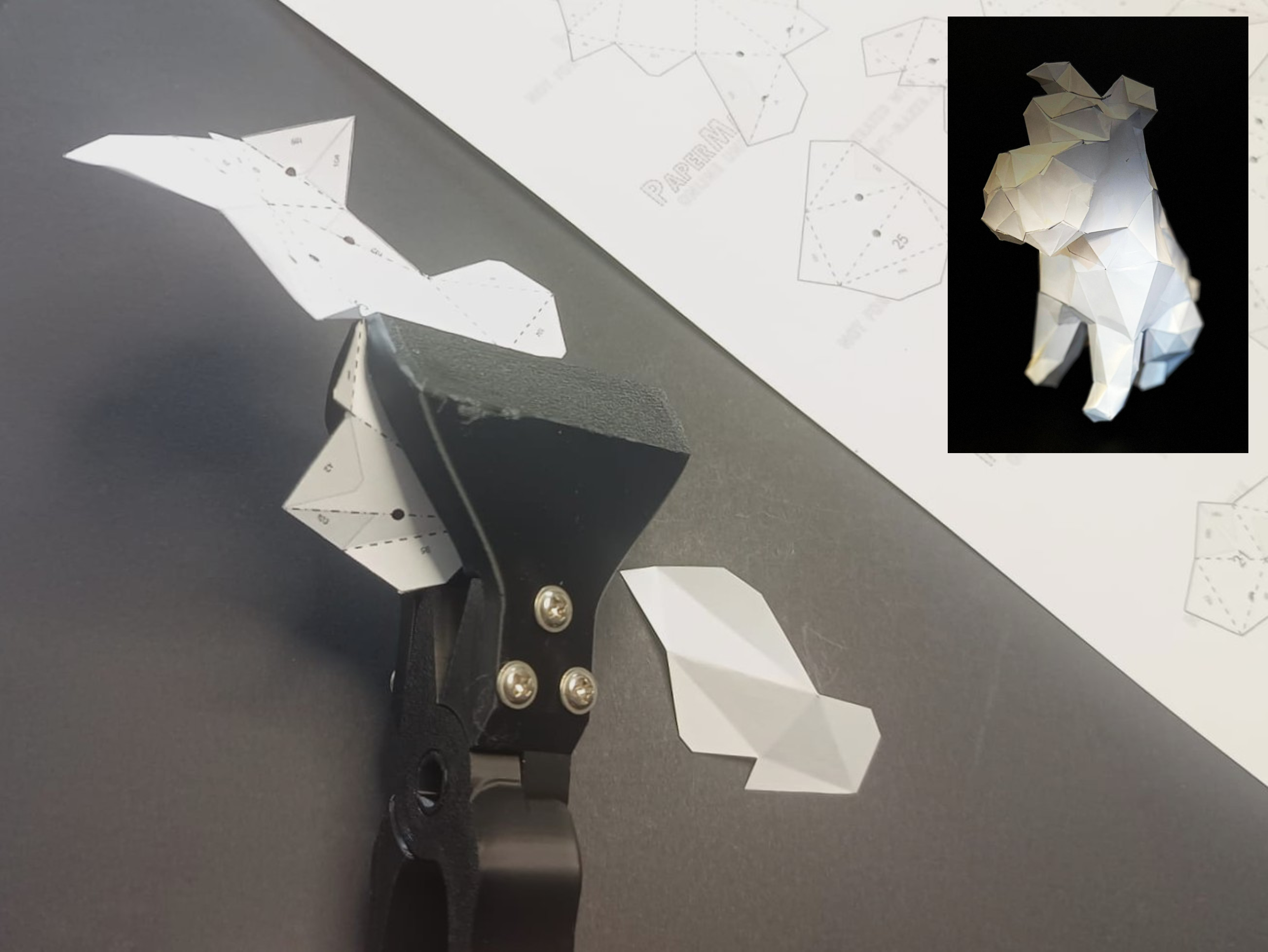 Folding pliers for 3D paper objects (papermaker)