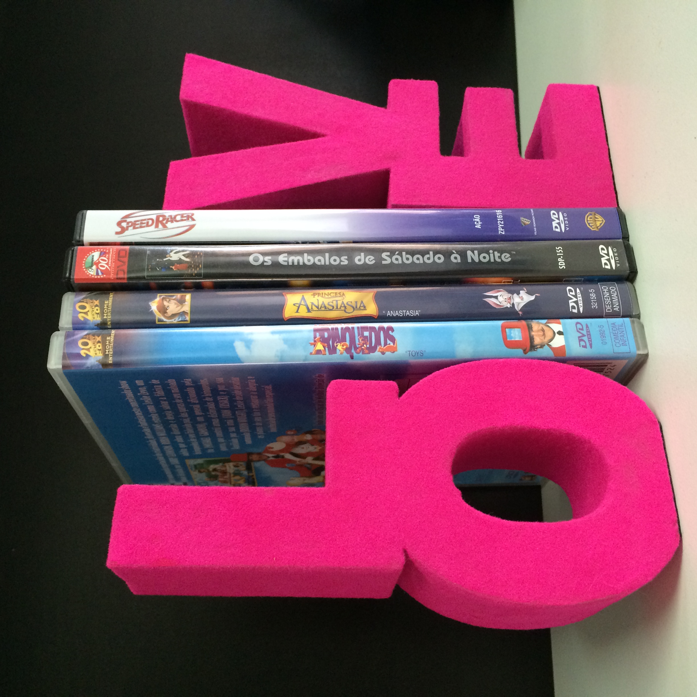 LOVE aparador de livros - book trimmer