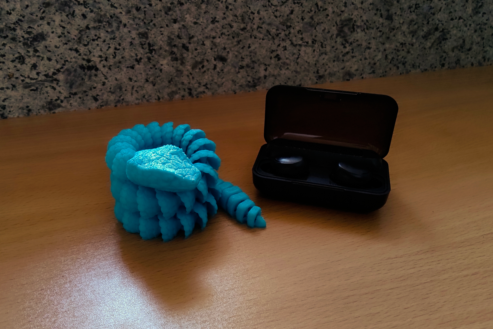 Sticky Snake (20% smaller)