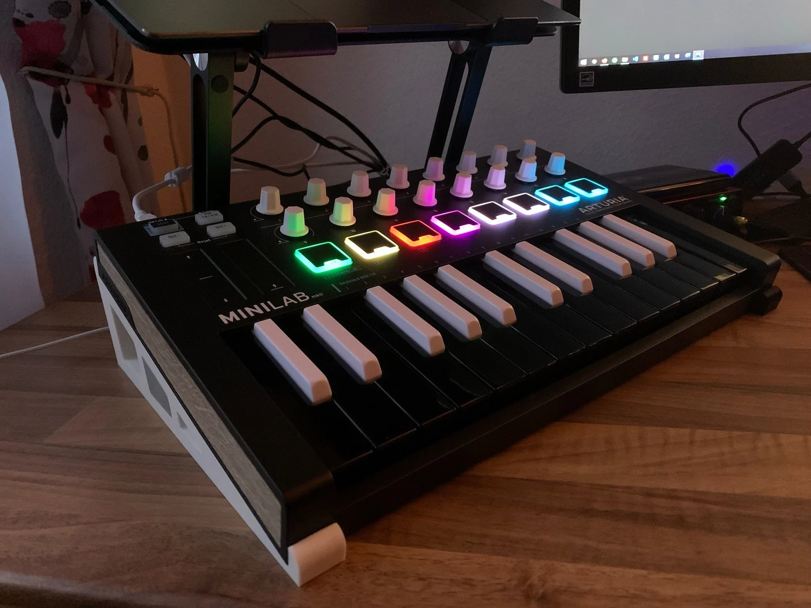 Arturia Minilab MKII 15° Stand (Riser)