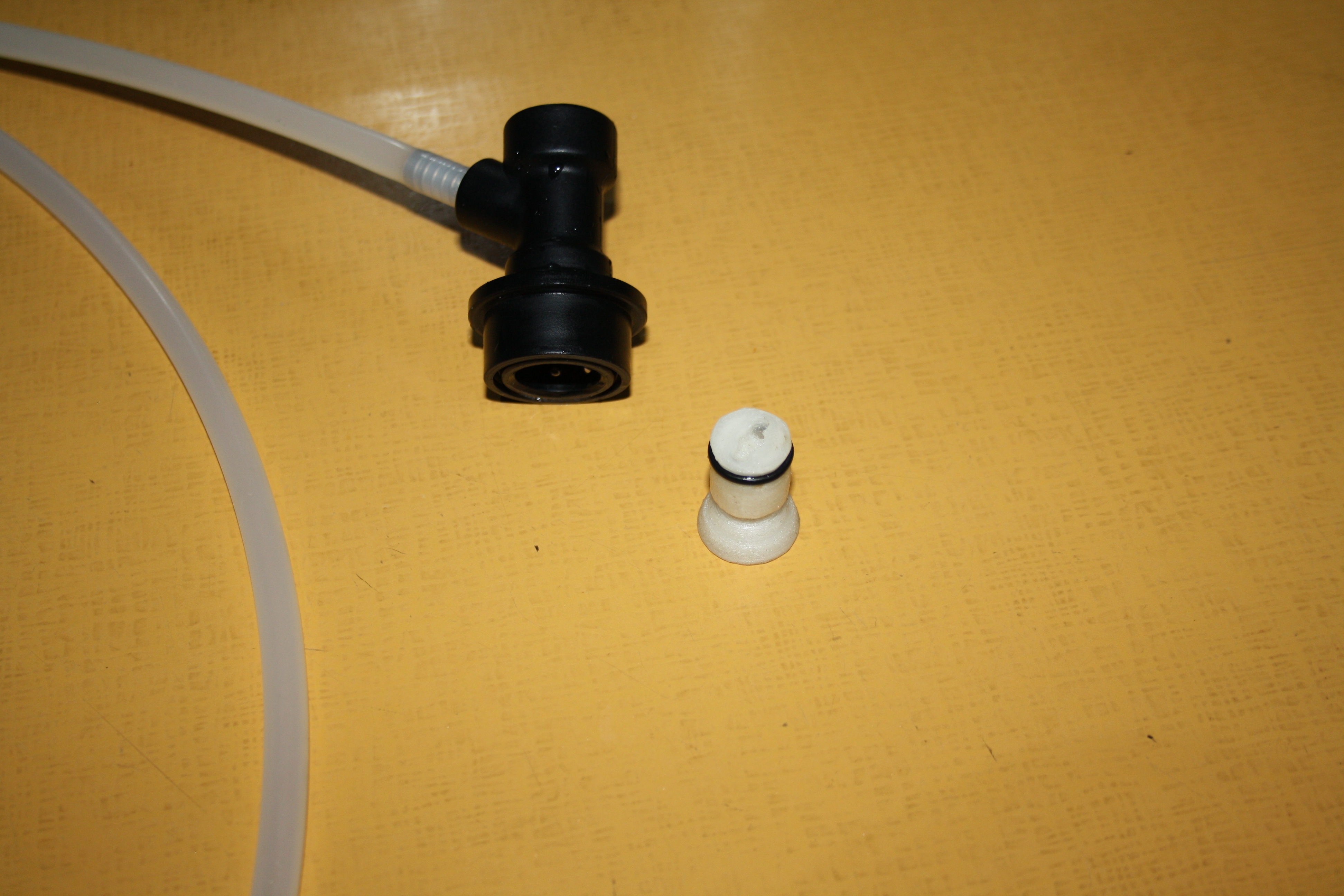 Cornelius keg ball lock hose flusher