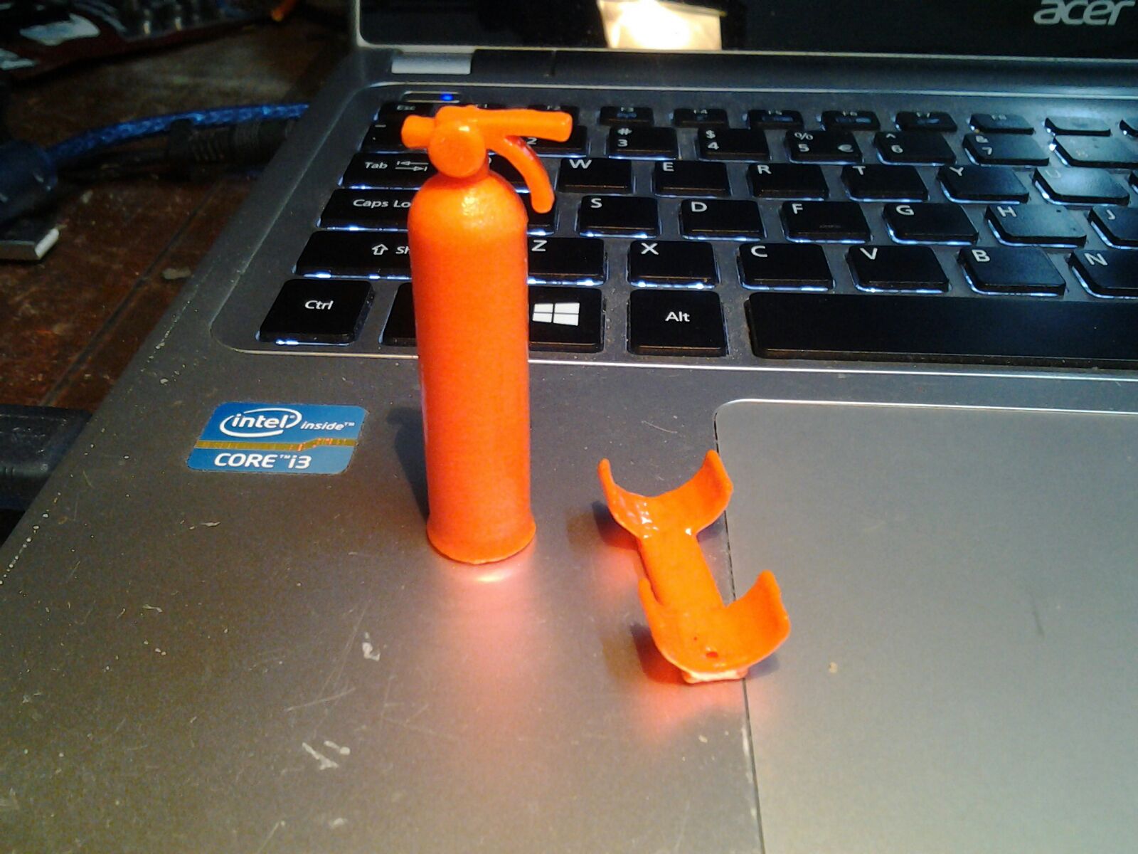 Fire extinguisher for R/C 1/10
