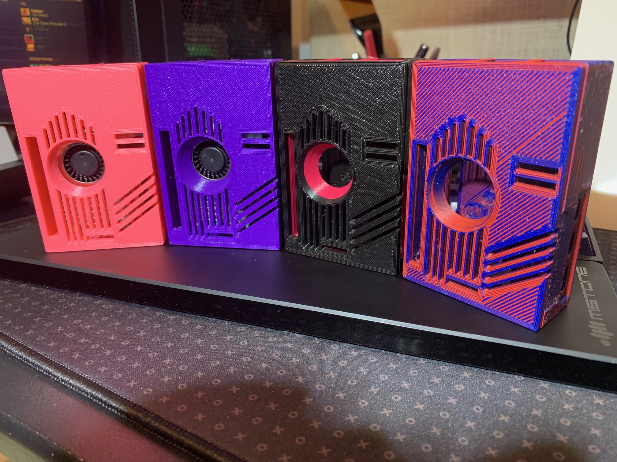 Retro Raspberry Pi 5 Case (2pc snap fit, no screws/parts necessary)