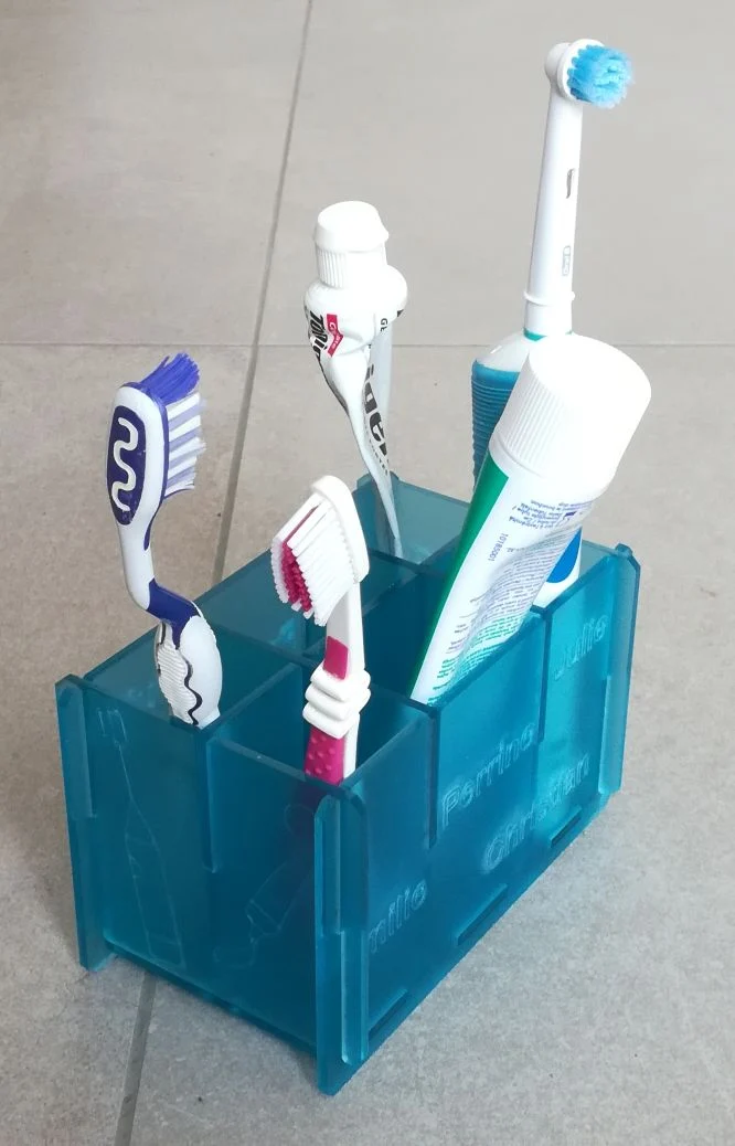 Boite paramétrique 6 cases - brosse à dent