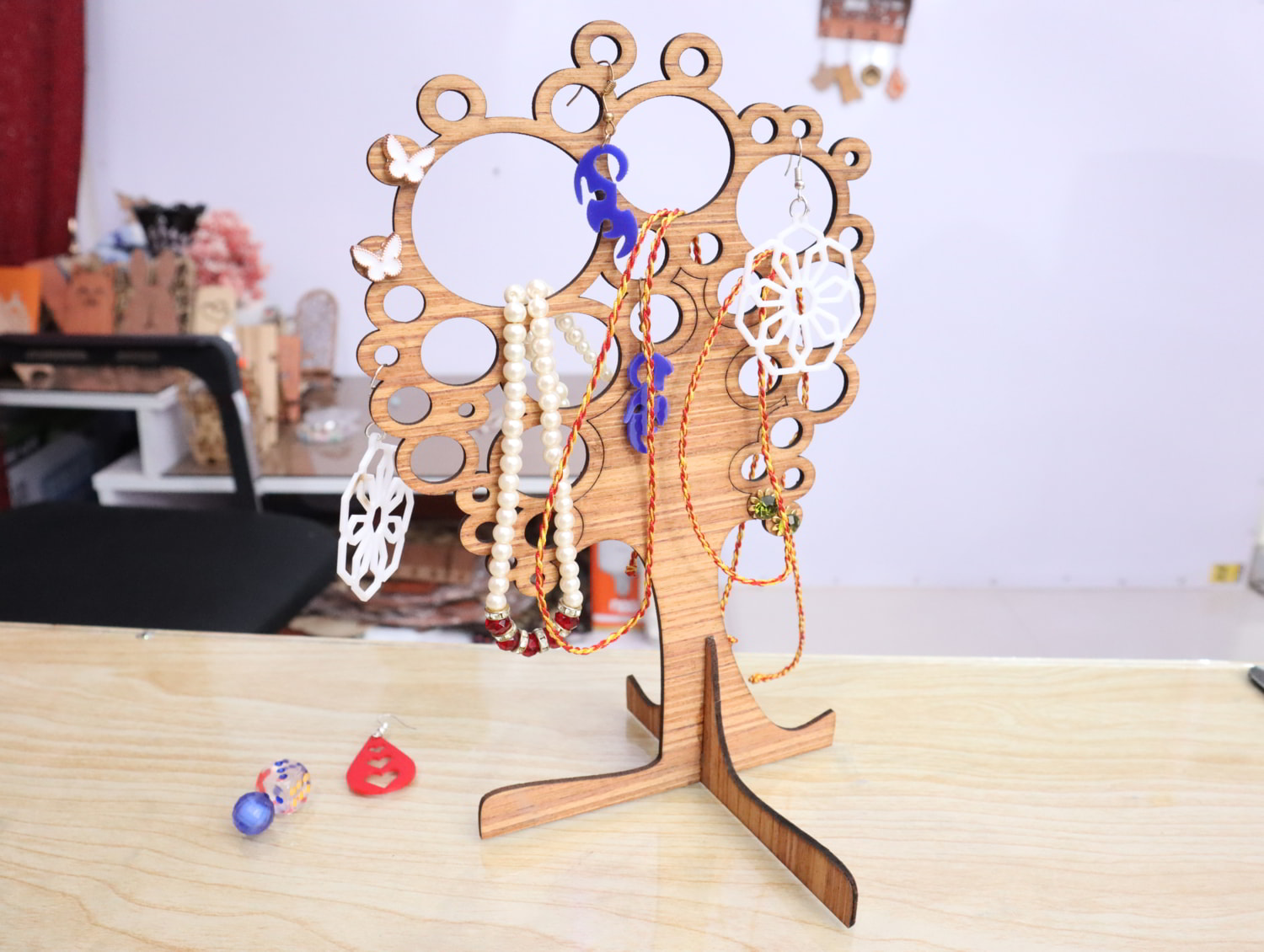 Laser Cut Jewelry Tree Stand Wooden 3mm Vector