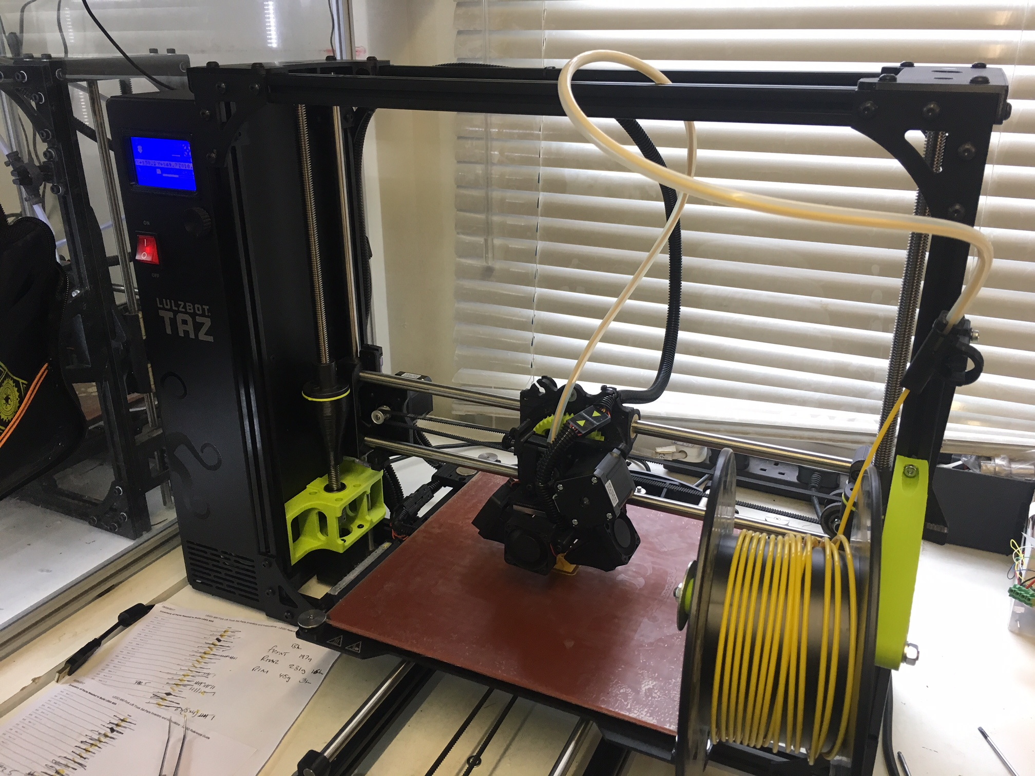 TAZ5 / TAZ6 Reduced Footprint Side mount Spool Holder