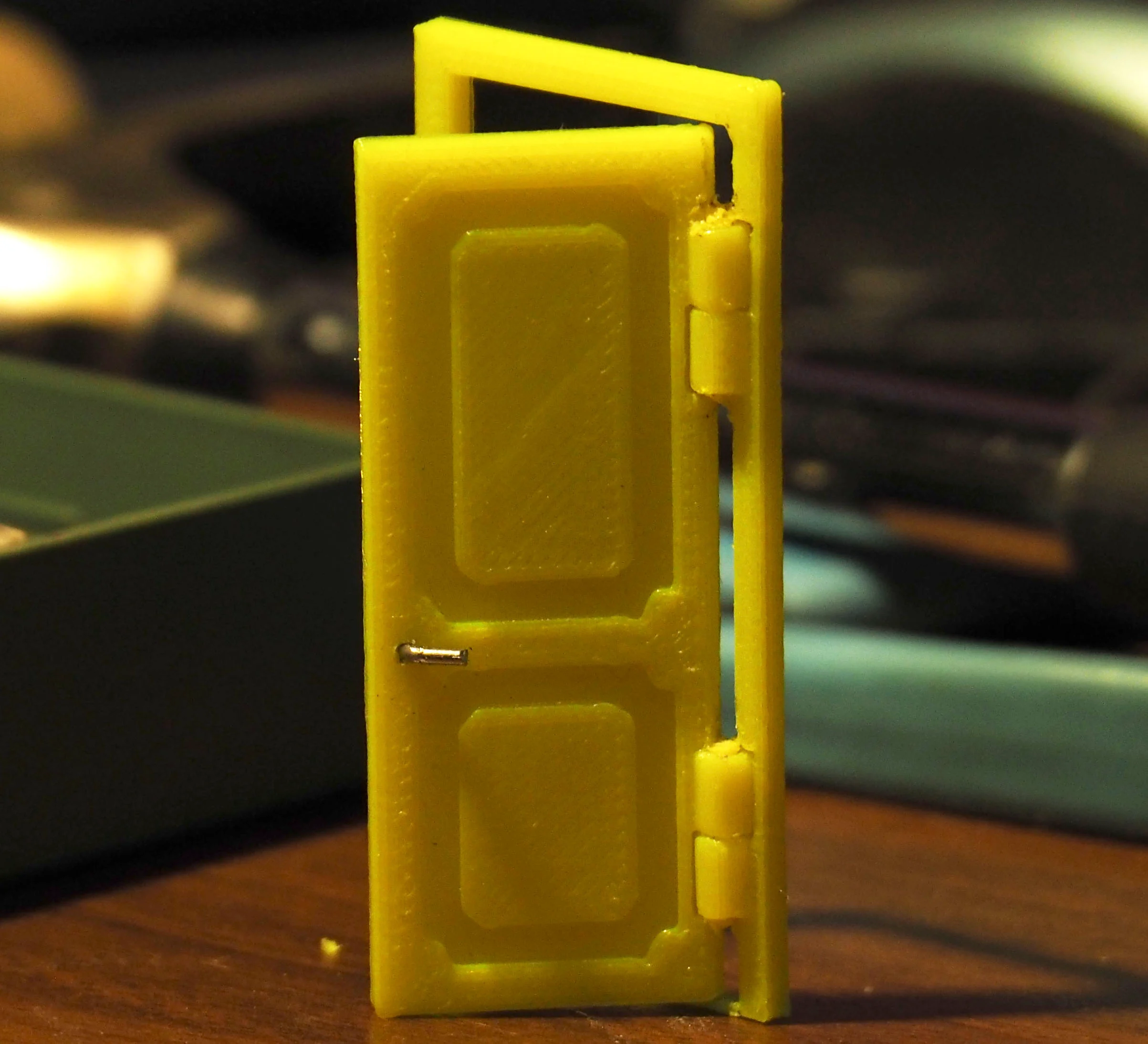 Door with frame (Porta con telaio)