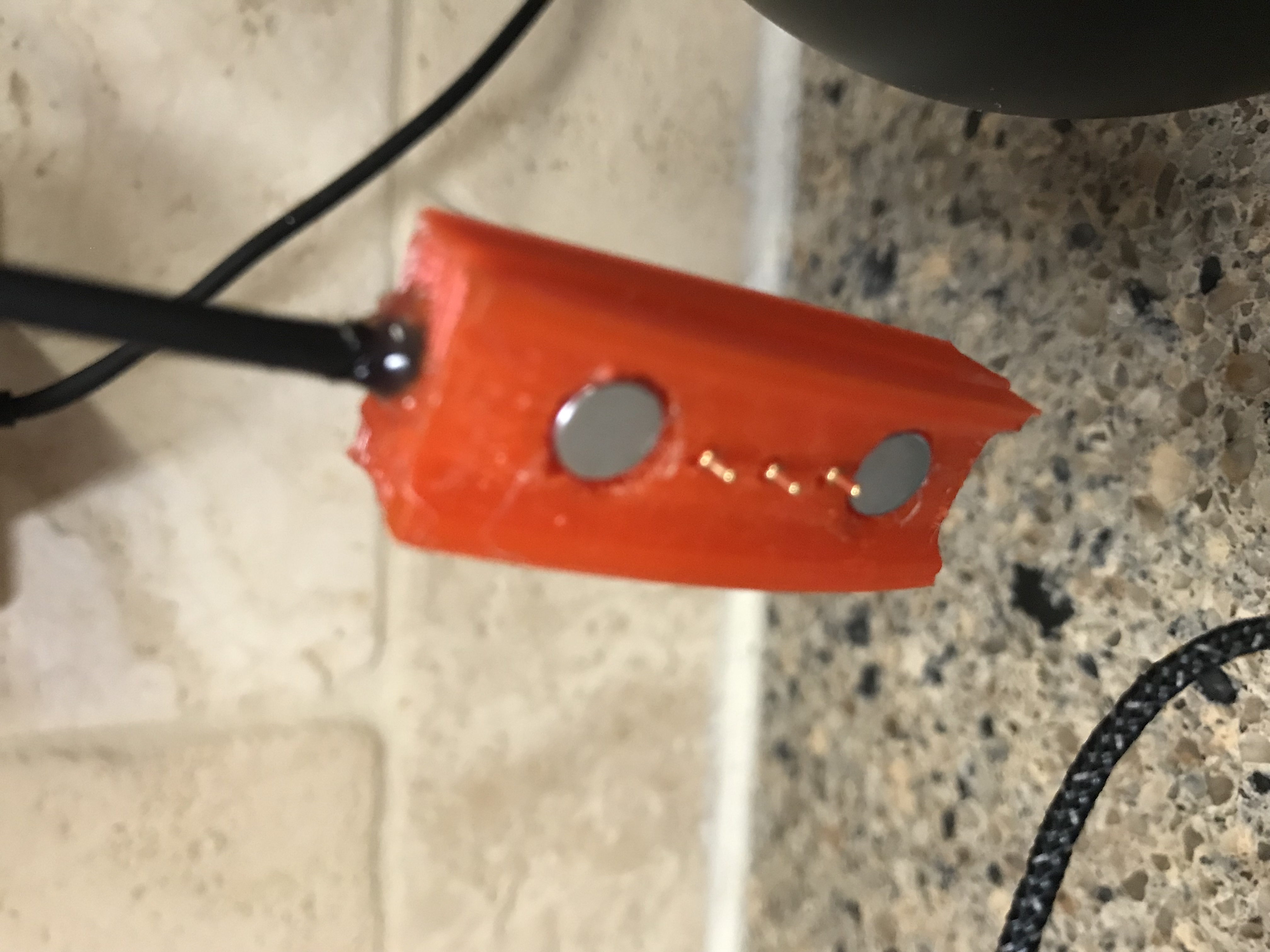 Jaybird Tarah Pro charger