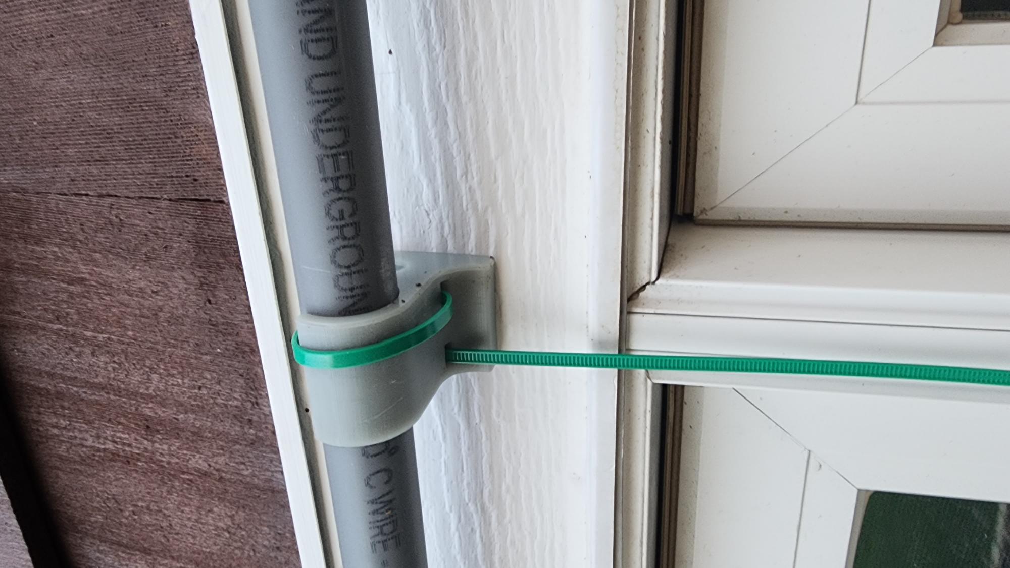 PVC 1/2" Mounts