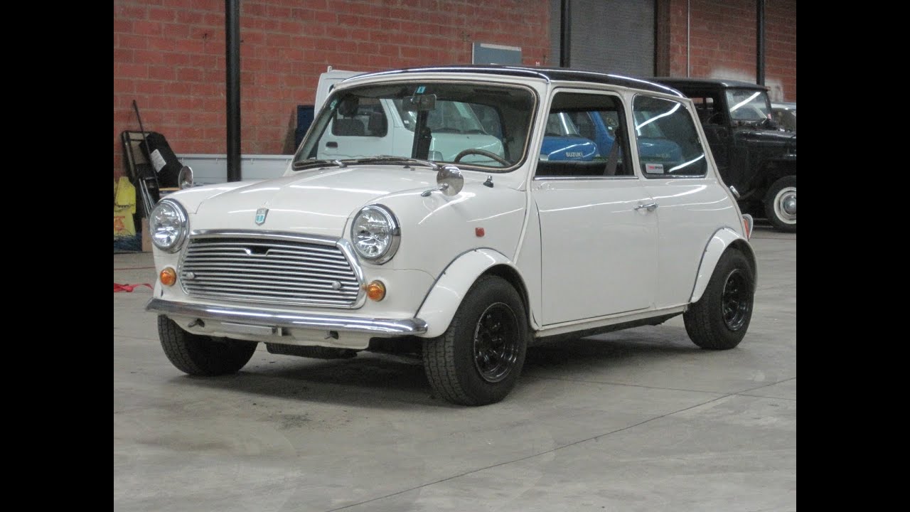 Austin Rover Mini Slot car 1/32 par TerranSlot