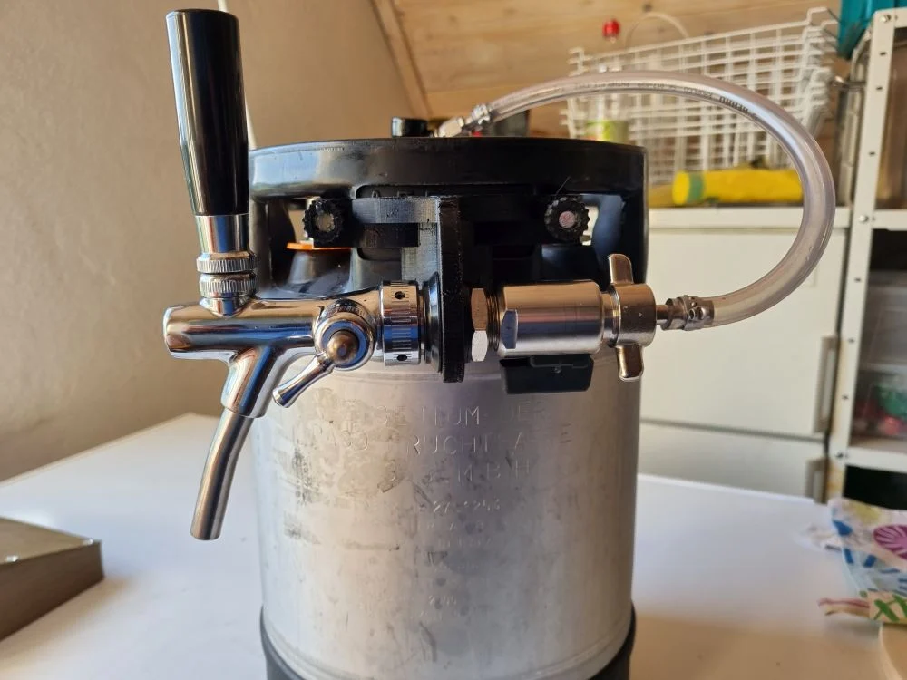 Beertapmount on Cornelius KEG for Fridge