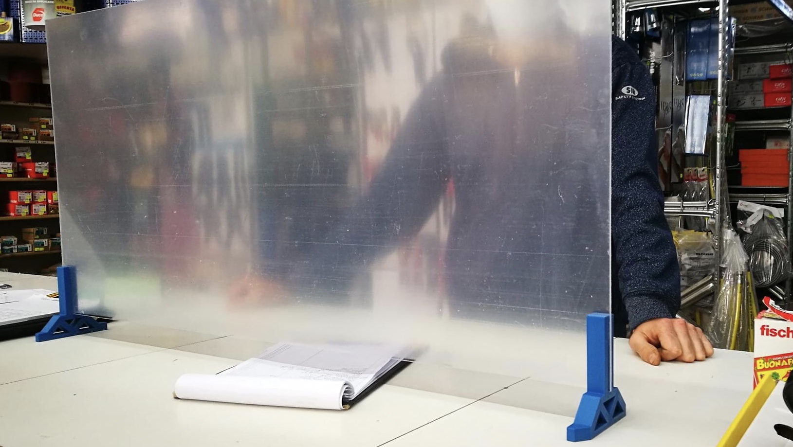 4mm Plexiglass Holder
