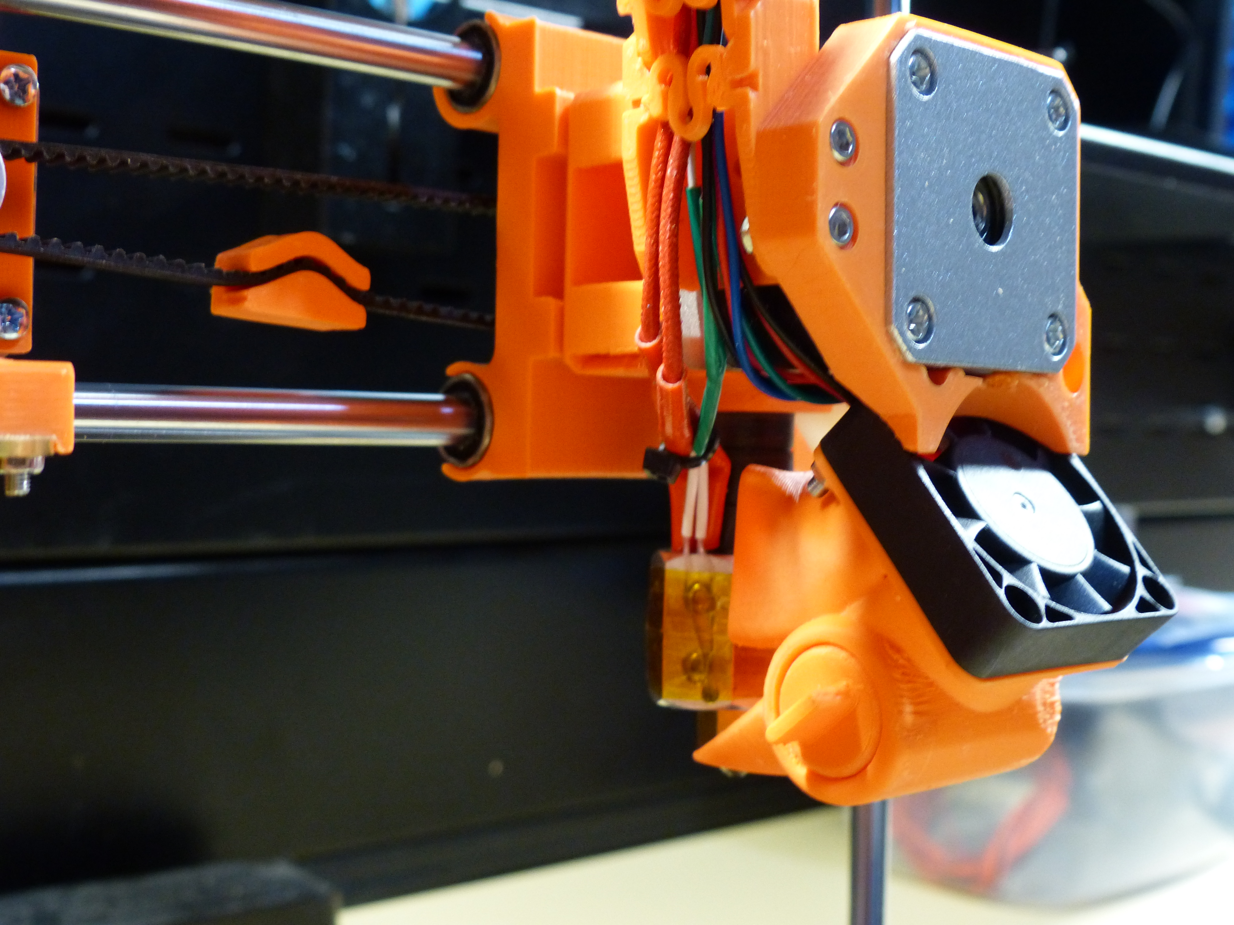 QUBD OneUp Offset Fan Bracket