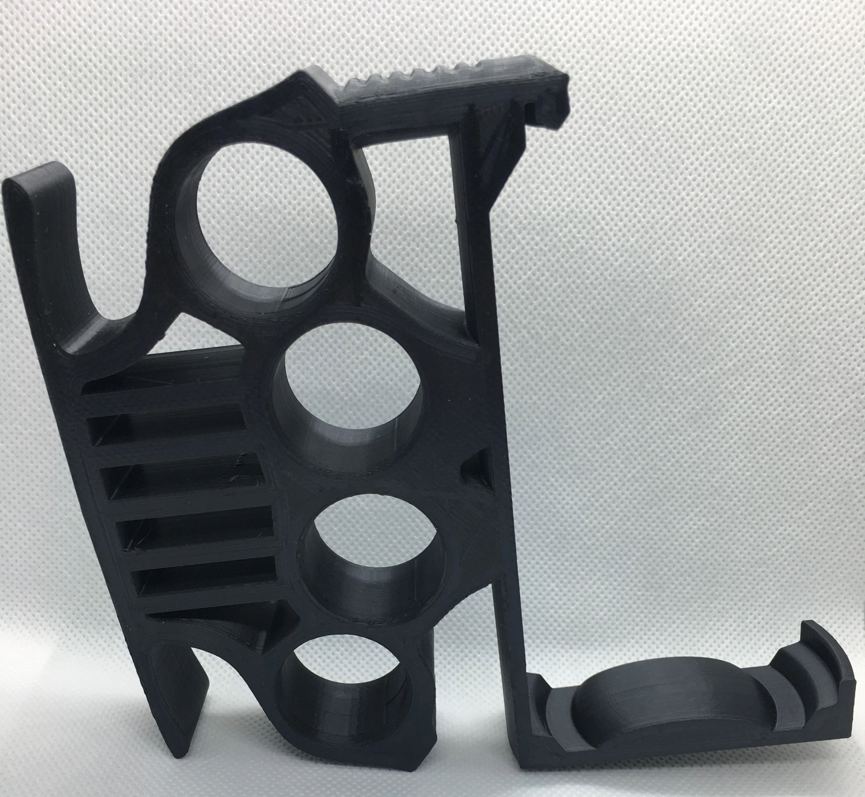 KnuckleDuster can holder