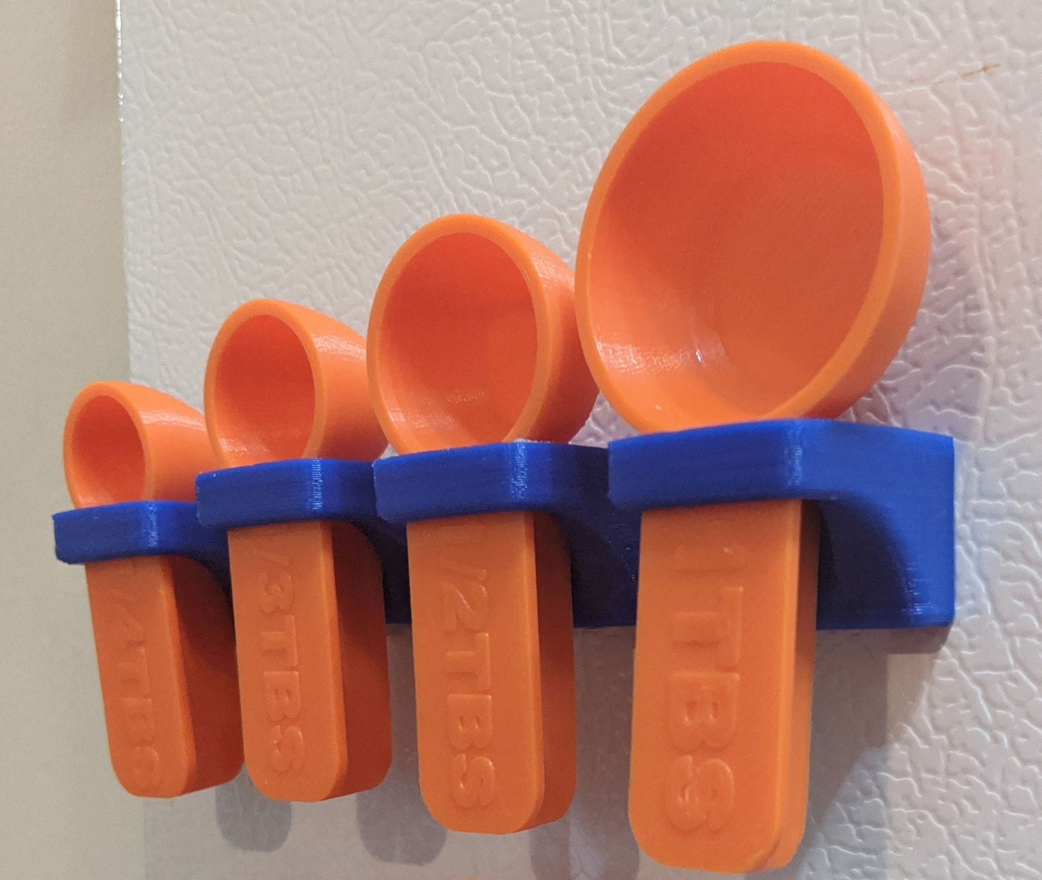 Measuring Spoons With magnetic Mounts