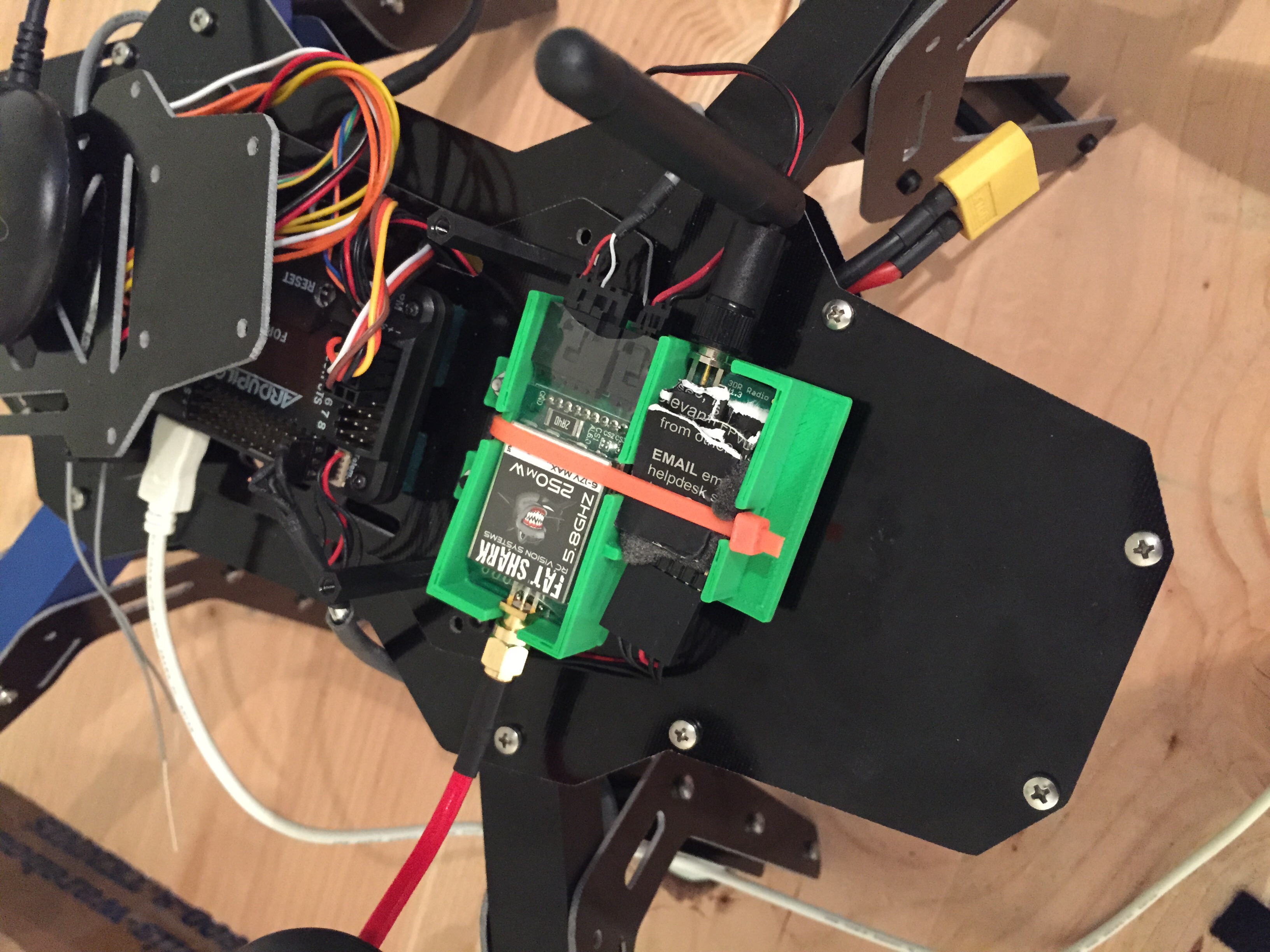 FatShark Radio + 3DR 900mhz Mount for 2014 Quad Frame