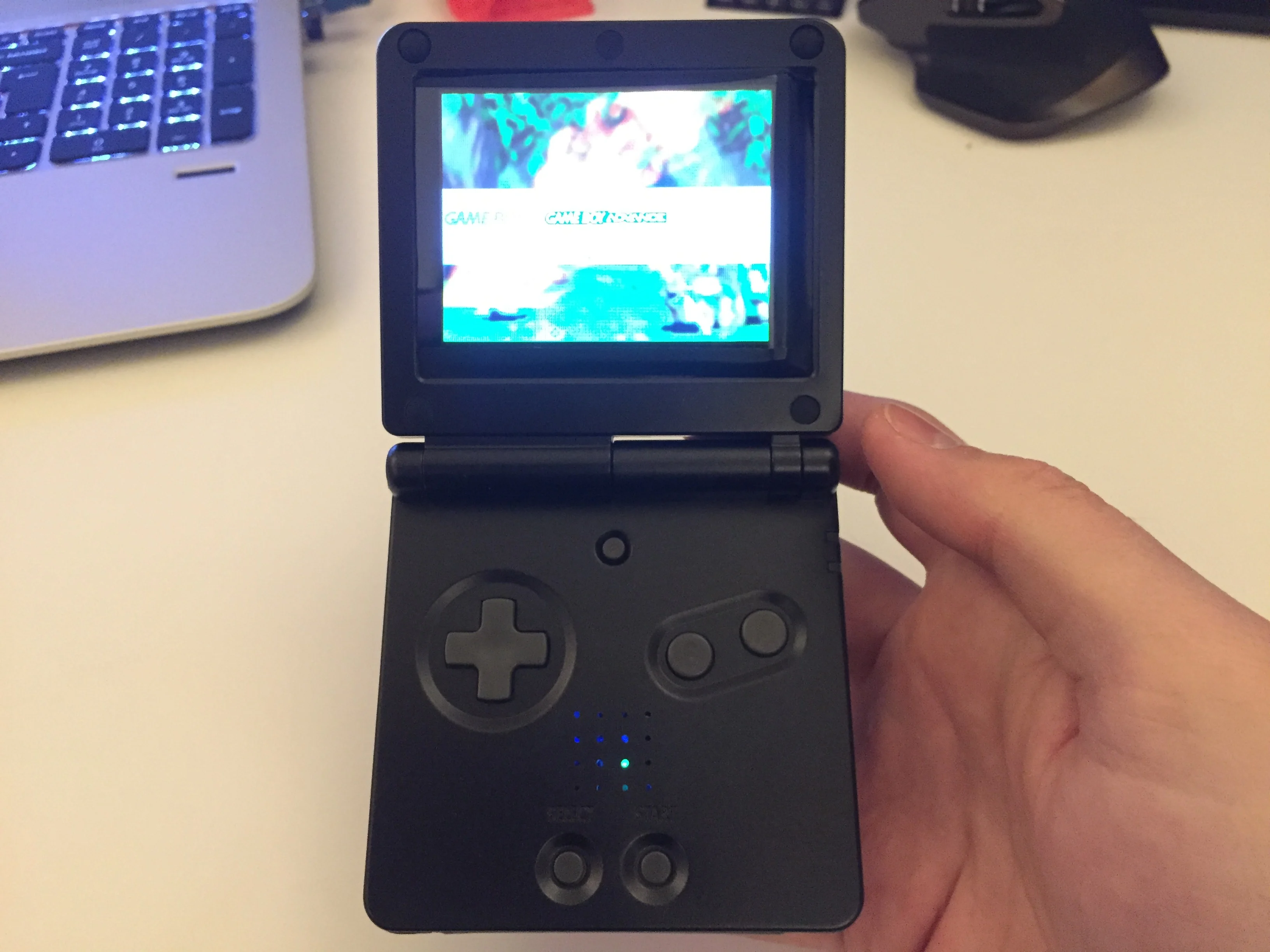 Gameboy Advance SPi - Raspberry Pi inside a Gameboy