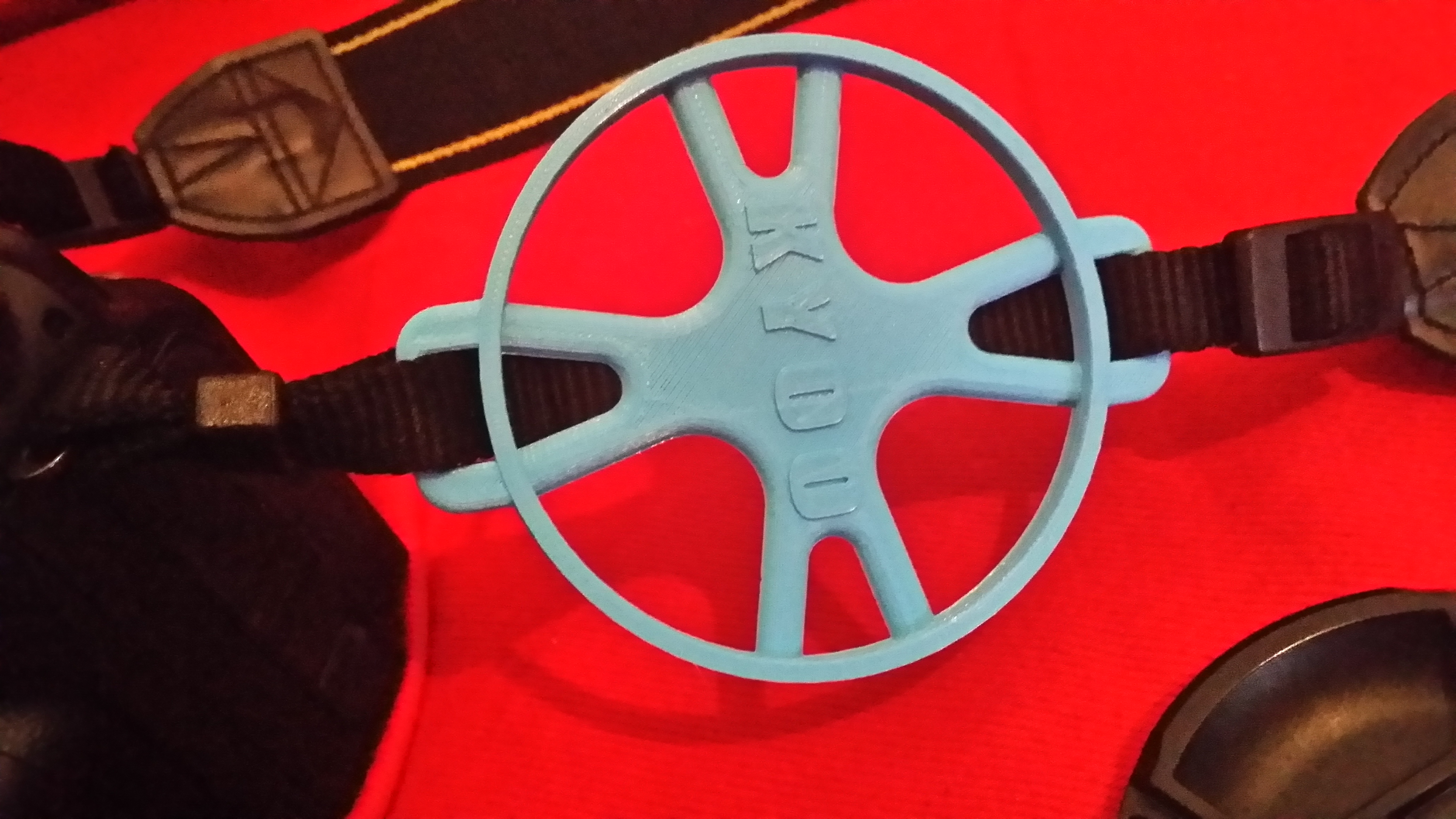 Nikon LC-67 Lens Cap Holder