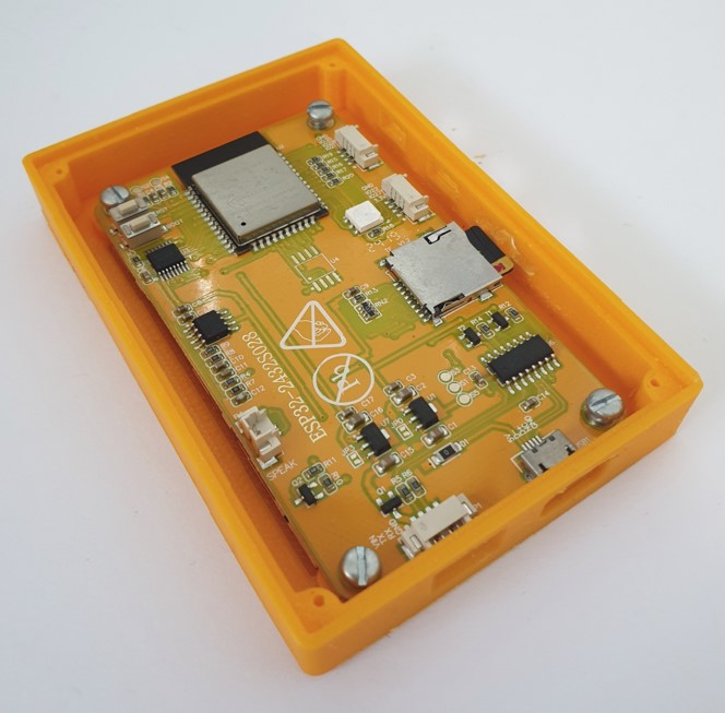 CYD with a CYB (Cheap Yellow Display with a Cheap Yellow Box)