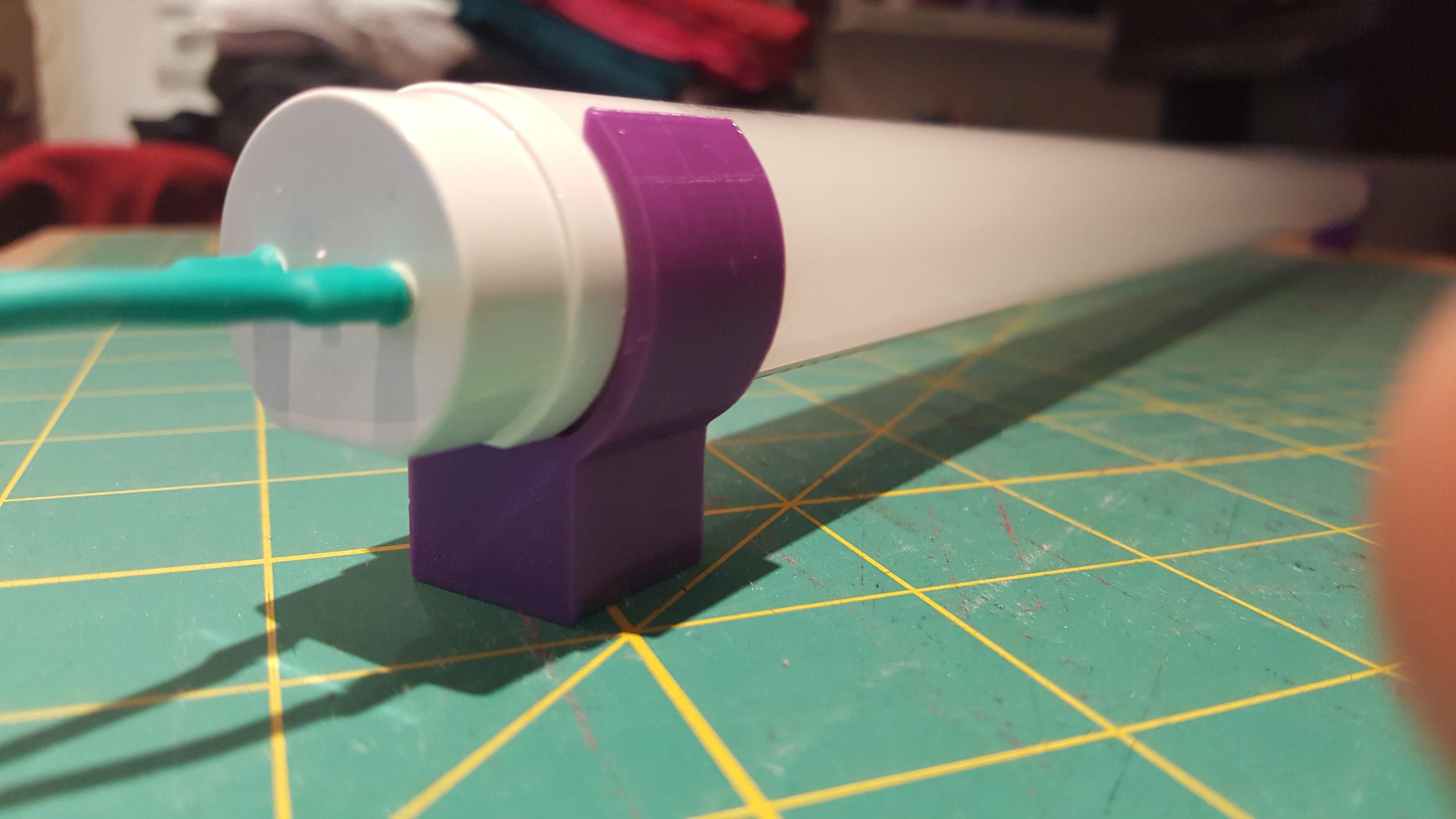 LED tube holder