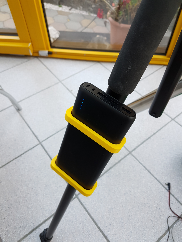 Powerpack Holder Tripod