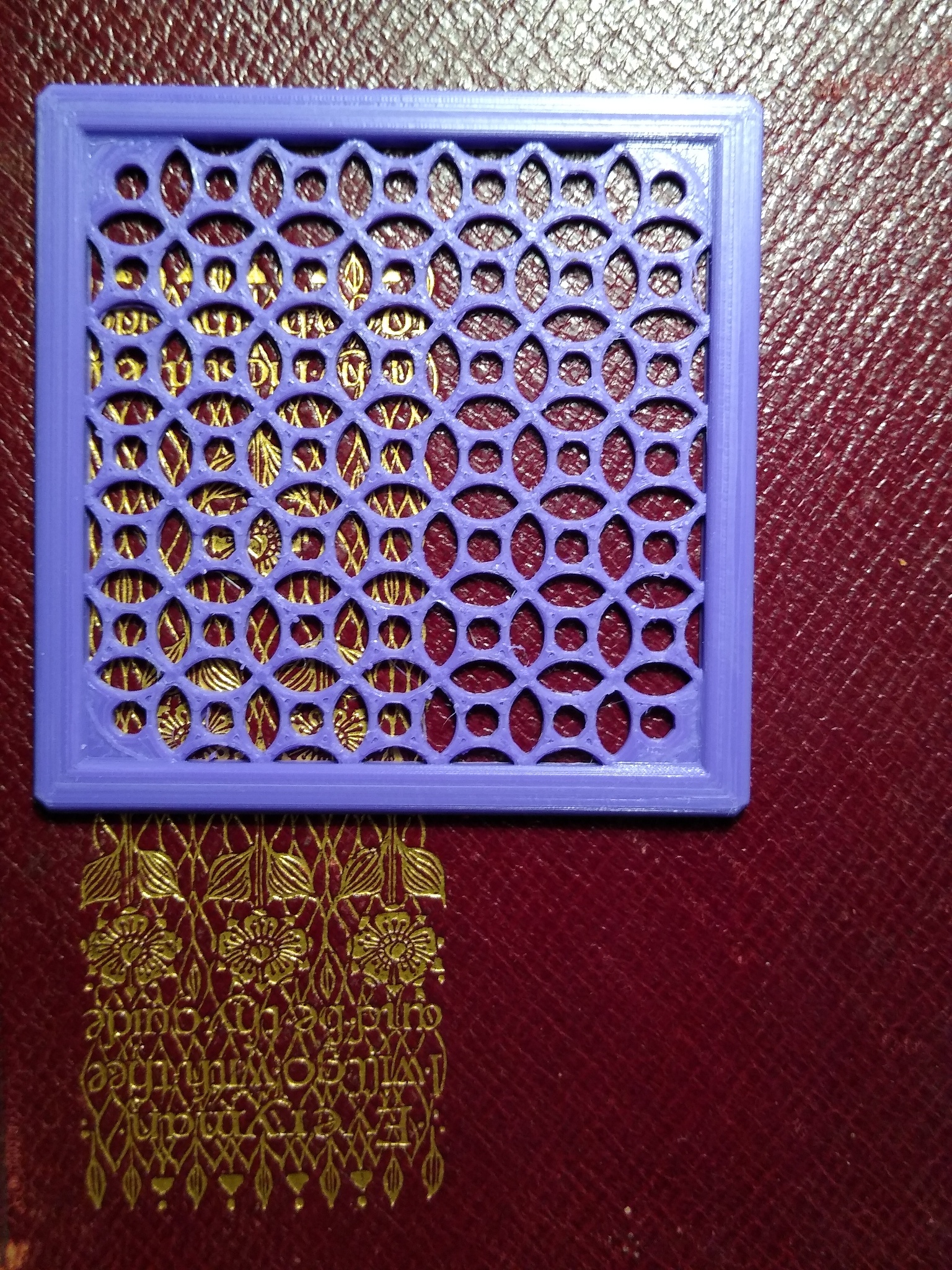 Arabesque pattern panel