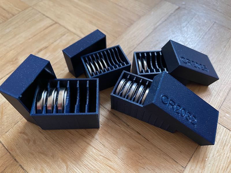 Parametric coin cell battery storage box (CRxxxx)